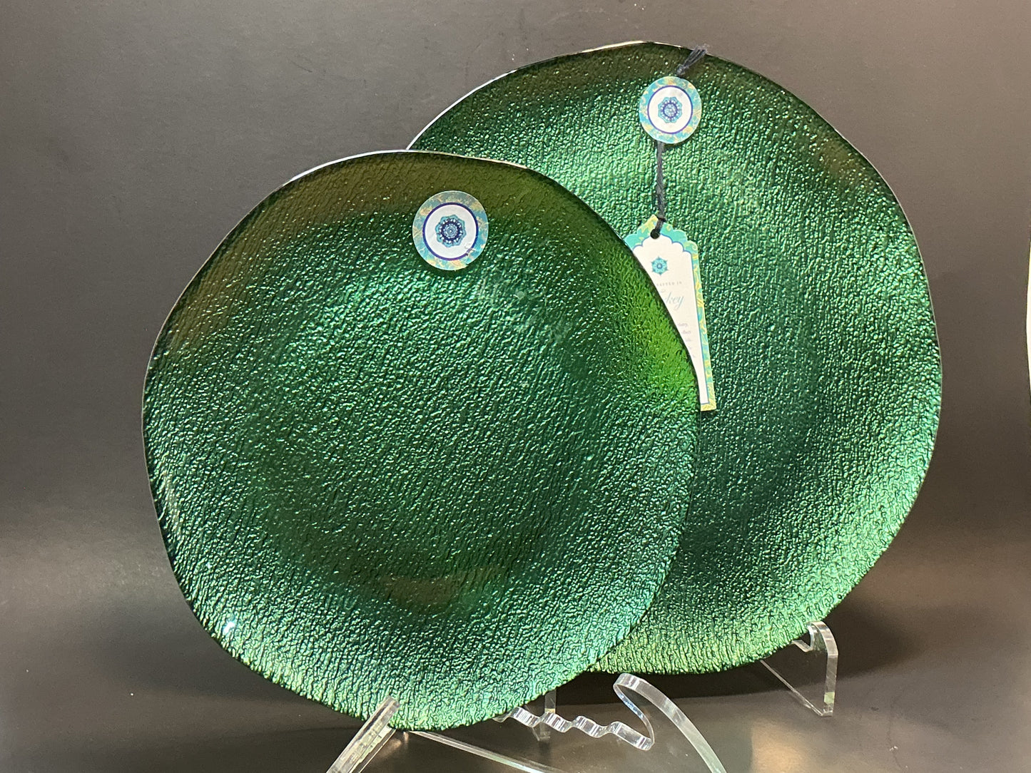 Akcam set of a dinner plate and a salad plate shiny handcrafted in Turkey