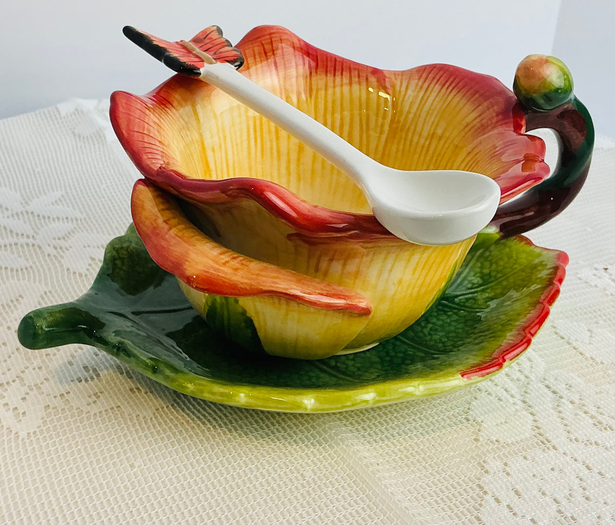 CornerRuby Garden Collection Handcrafted Flower Mug & Teacup Set