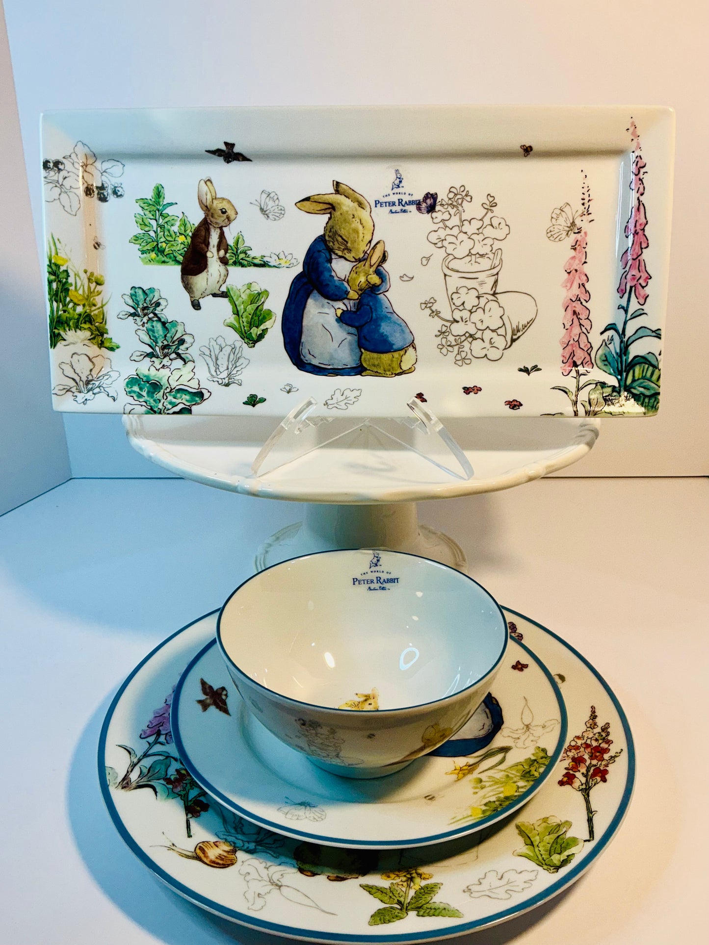 Beatrix Potter Peter Rabbit Zrike Dinnerware Set of 4 pcs.