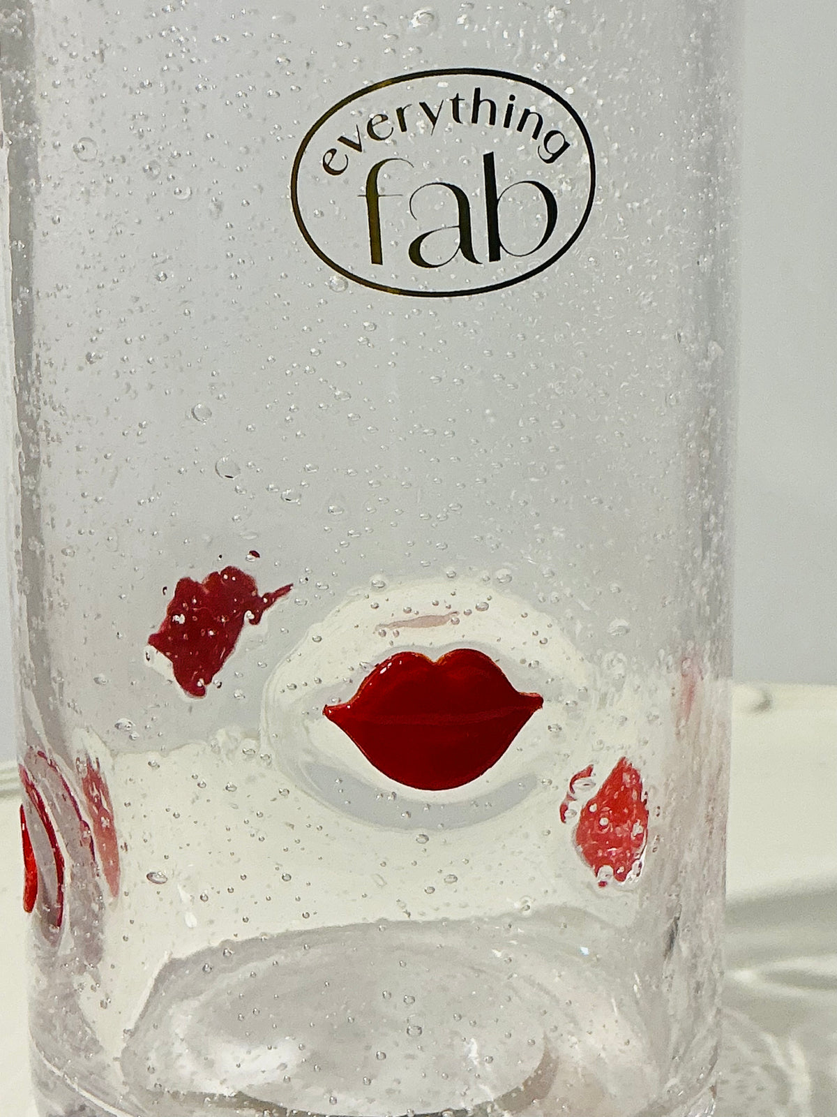 Everything Fab Bubble Glass Highball Glasses Set of 2 – Vintage Aesthetic Lips, Bows or Strawberry Design