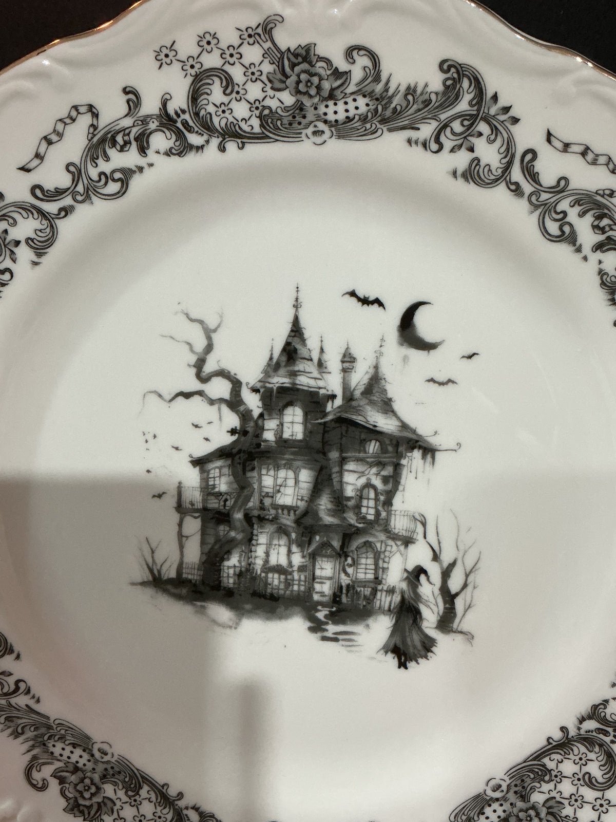 Grace Teaware Halloween Haunted Manor Salad Plate 8"
