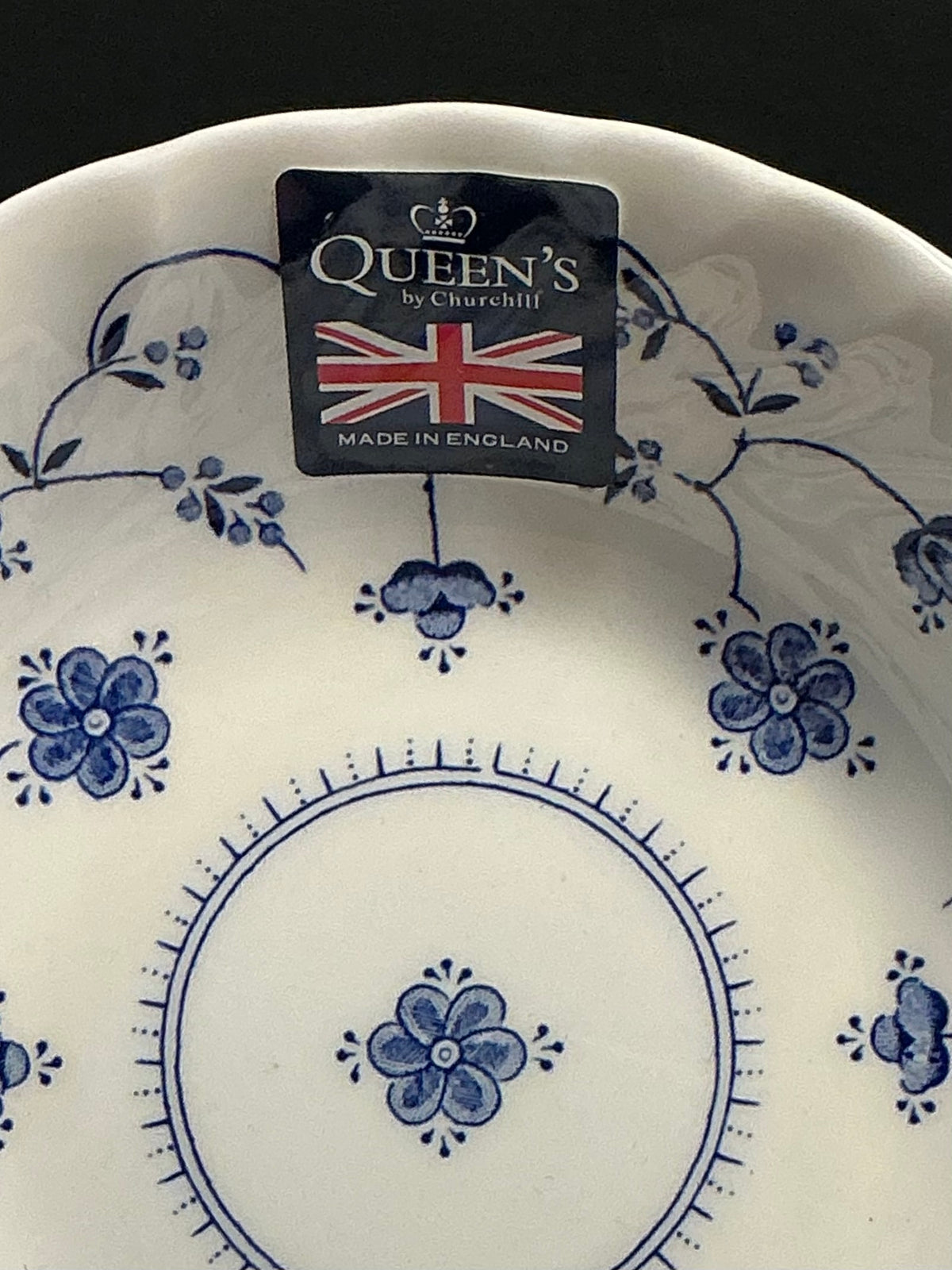 Queen’s Finlandia by Myofin/Churchill in staffordshier England from the  Georgian collection 8.5” Pasta/Soup Bowl