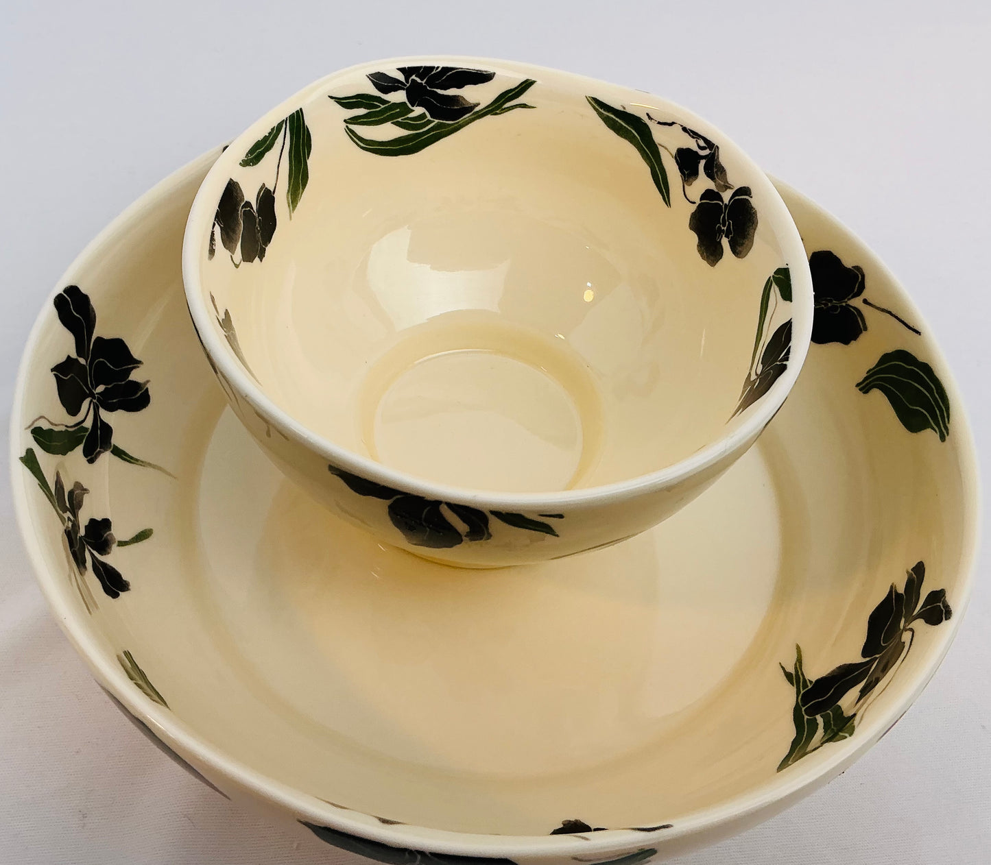 Potter’s Studio Black & Green Iris Botanical Collection Cereal/Soup Bowl Set 8” x 2.5” and 5” x 3”