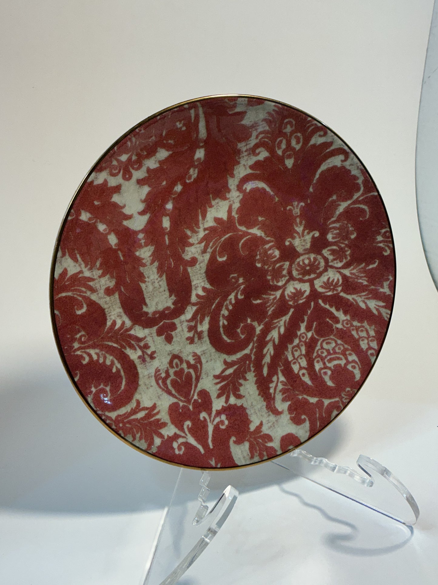 Pottery Barn Stella Damask Stoneware 8.7” Salad Plate with Gold Trim Blush red