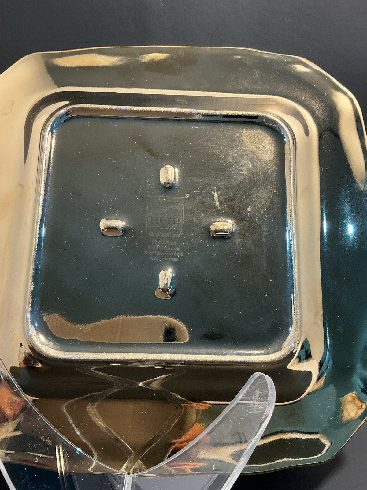 222 Fifth Adelaide Gold And White Square Dinner Plate 10.5”