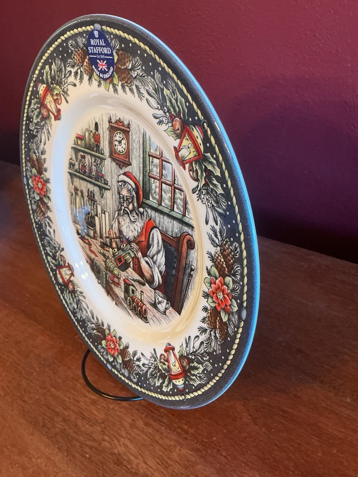 Royal Stanford Santa’s Workshop Dinner Plate 11”