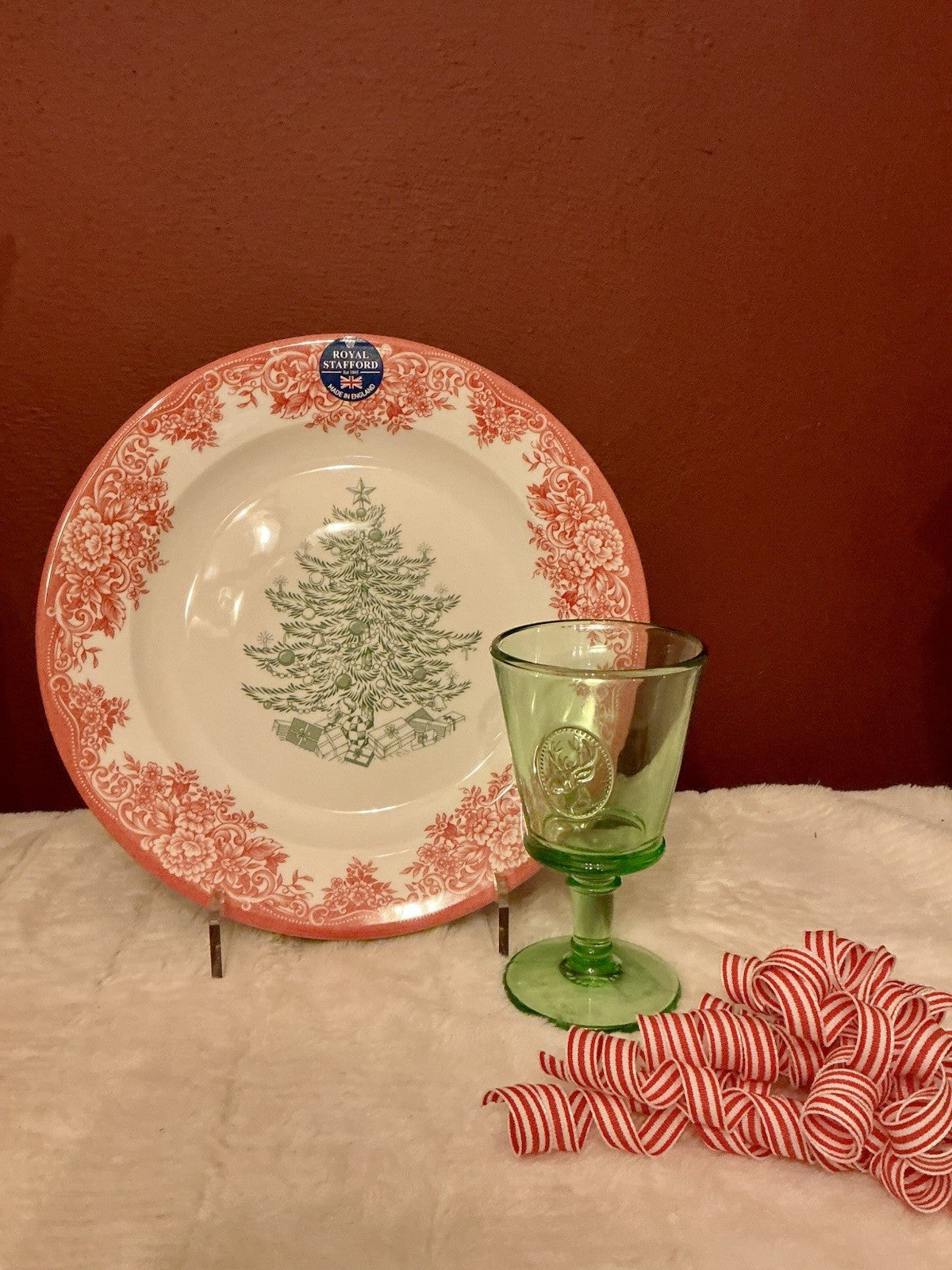 Royal Stafford Christmas Tree Red and Green Dinner Plate 11”