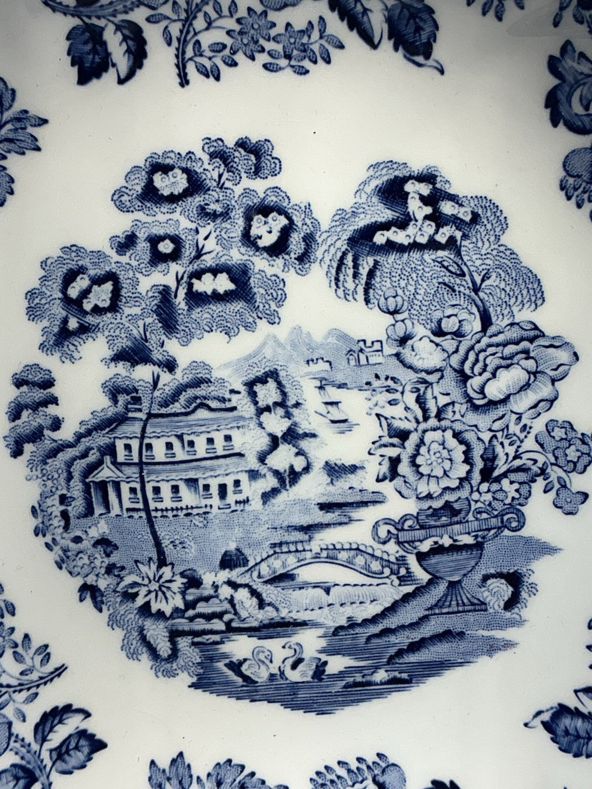 Queen Tonquin Soup/Cereal Bowl Blue White Porcelain 6.5 " Made In England