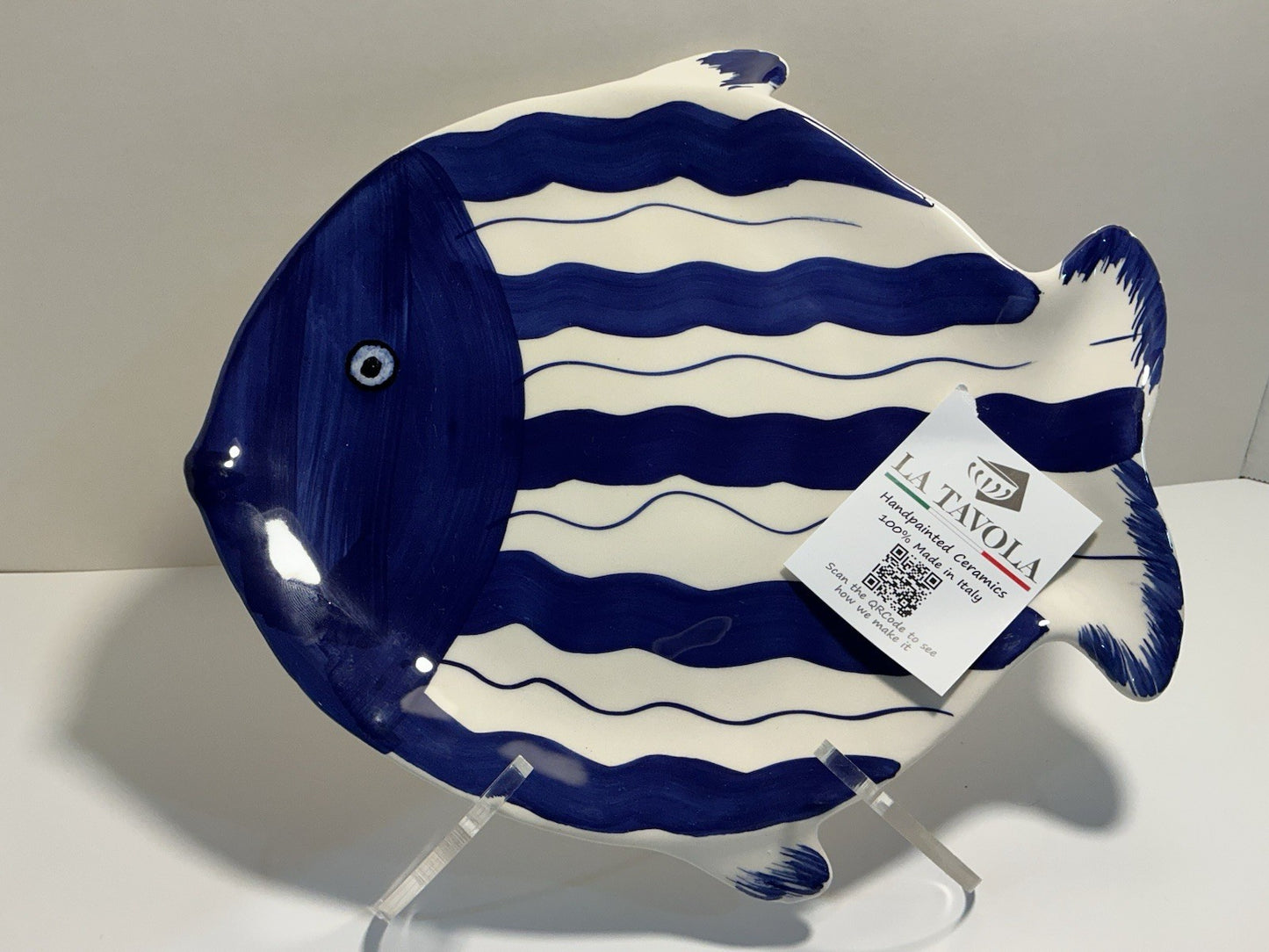La Tavola, Ceramic Fish Shaped Blue Plate Hand Painted In Italy 10x10”
