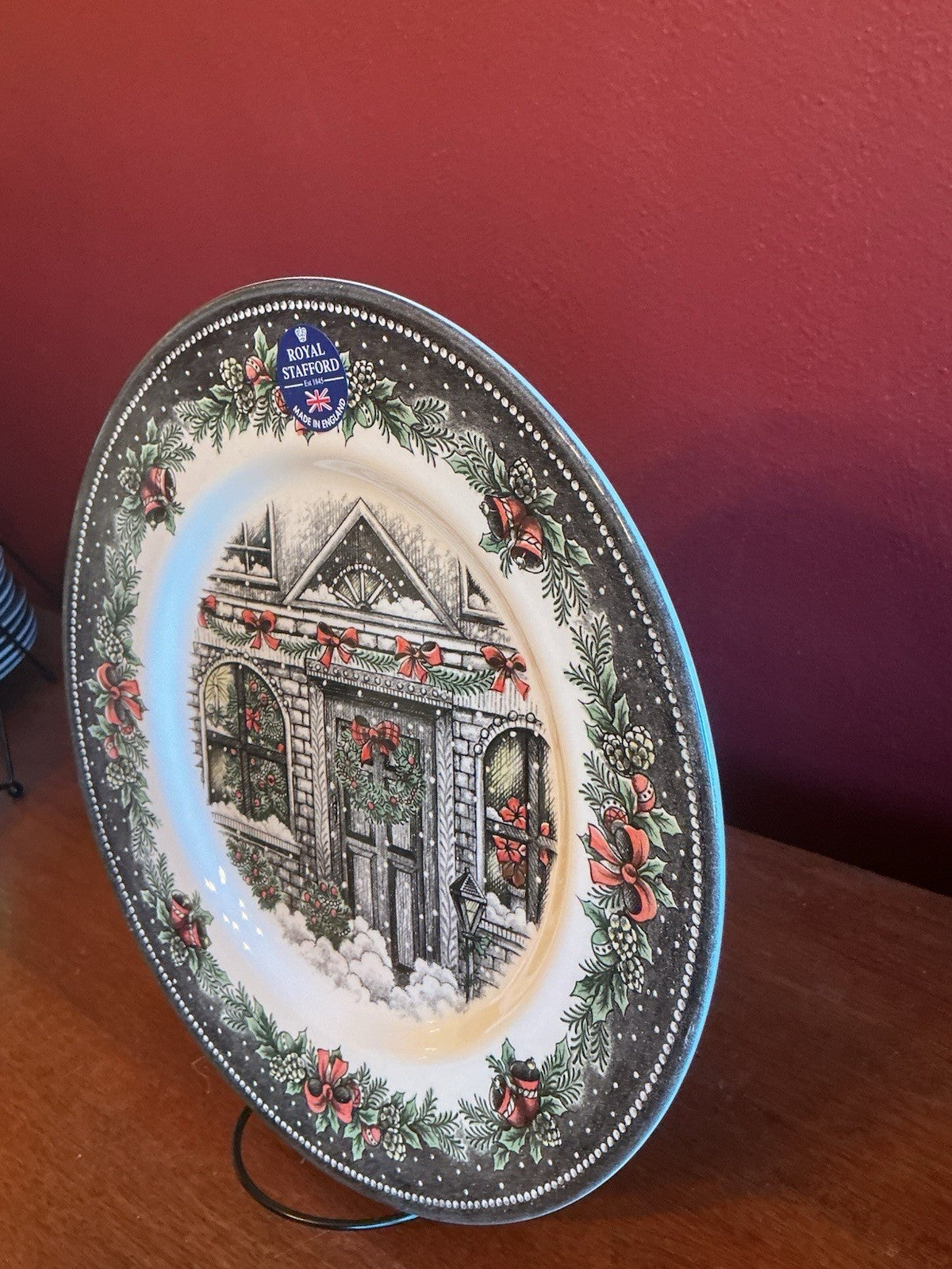 Royal Stafford Christmas Home Dinner Plate 11” England