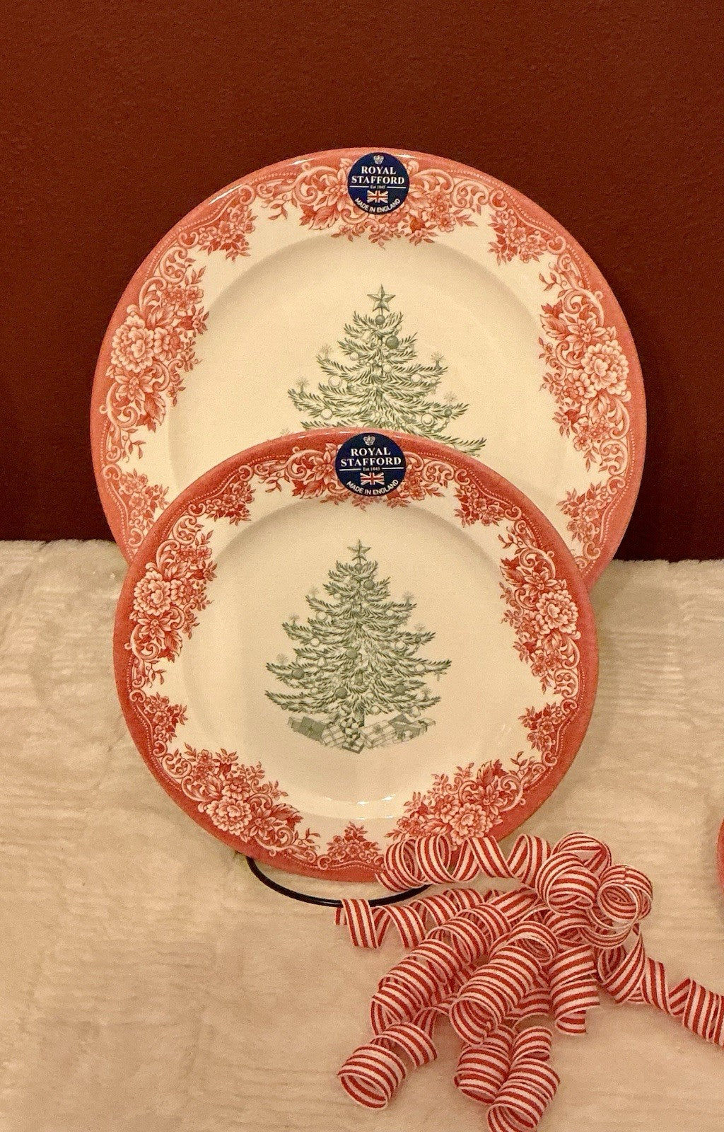 Royal Stafford Christmas Tree Red and Green Dinner Plate 11”