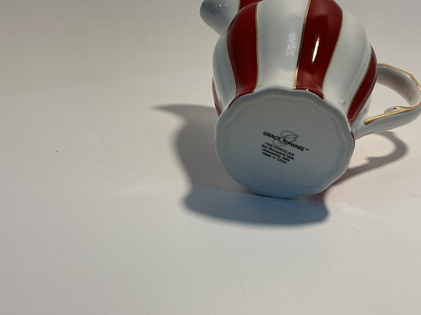 Grace Teaware Set of  2 Teacup & Saucer Large Red & White Stripes WITH CREAMER