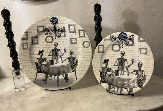 Royal Stafford Halloween DINNER Plate Bone Appetite Skeleton Made England