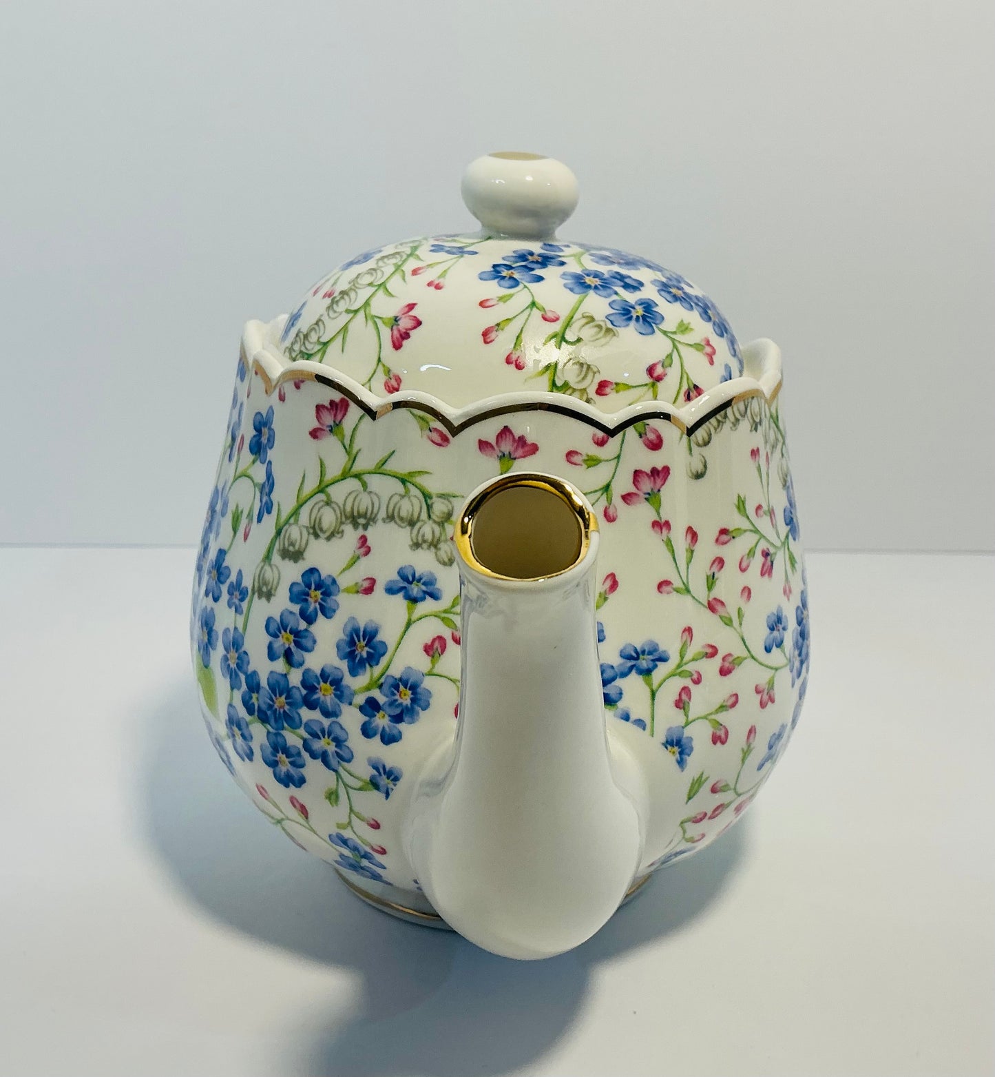 Grace’s Teaware Fine Porcelain 7 pcs Set Blue,Pink Floral