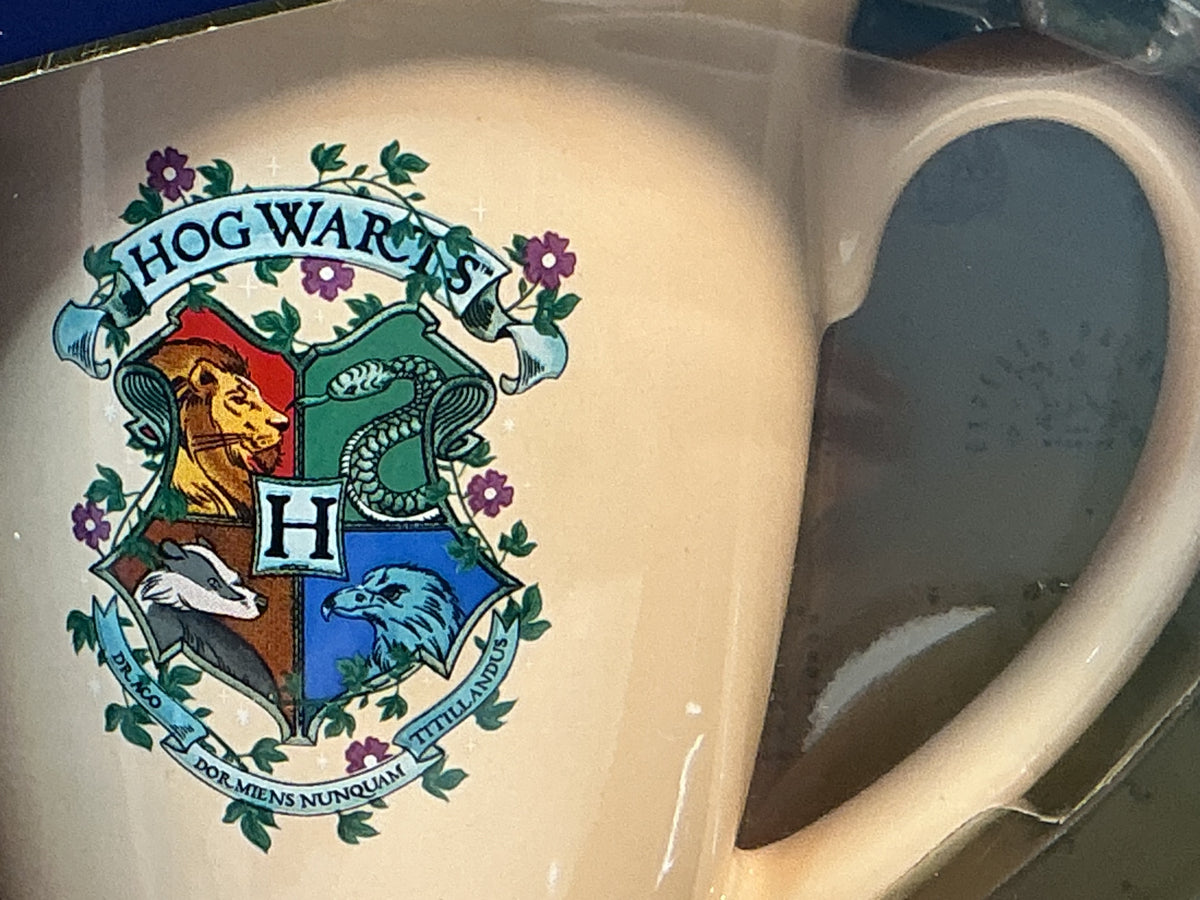 Harry Potter Hogwarts Crest & Deathly Hallows Mug Set w/Herbal Tea