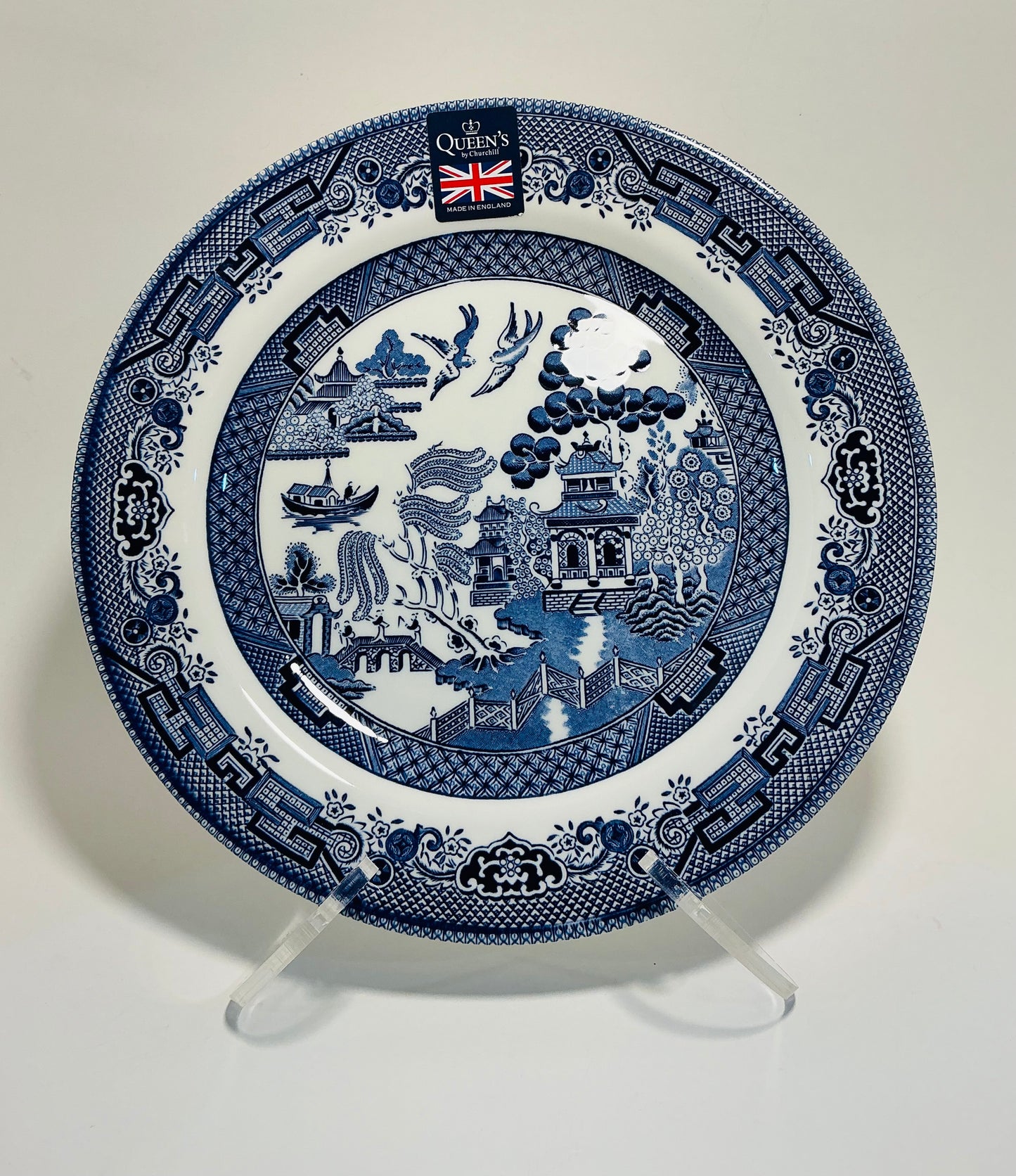 Queen’s by Churchill Blue Willow Pattern Dinner plate 10.5” Made in England