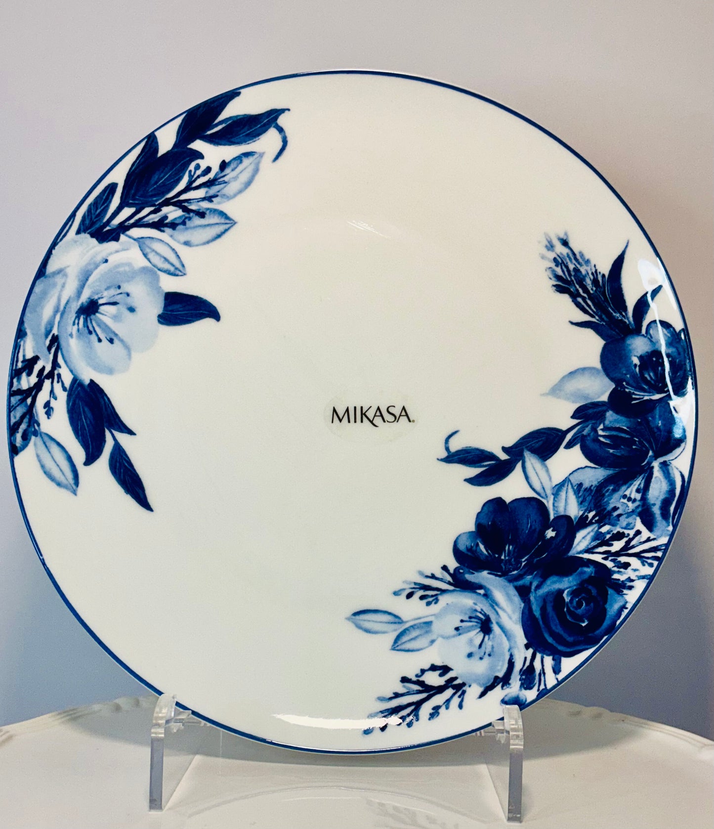 Mikasa DARCY 11” Dinner Plate adorned with a vivid blue floral pattern, crafted of Bone China