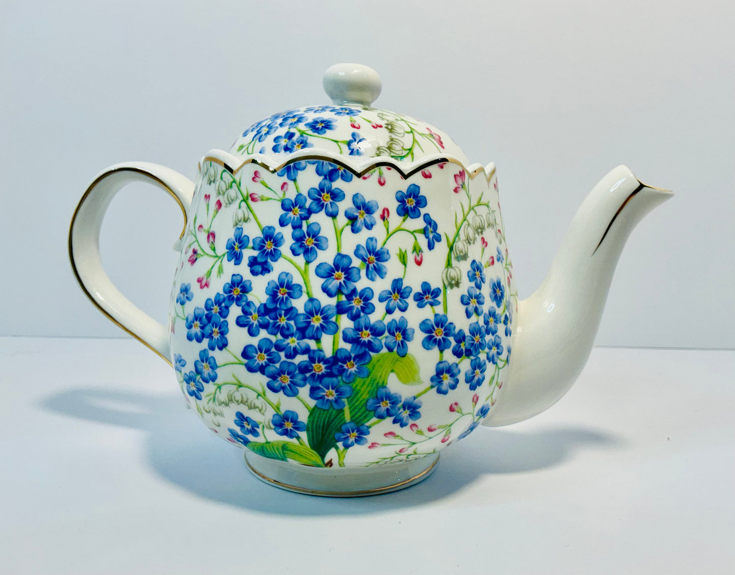 Grace’s Teaware Fine Porcelain 7 pcs Set Blue,Pink Floral