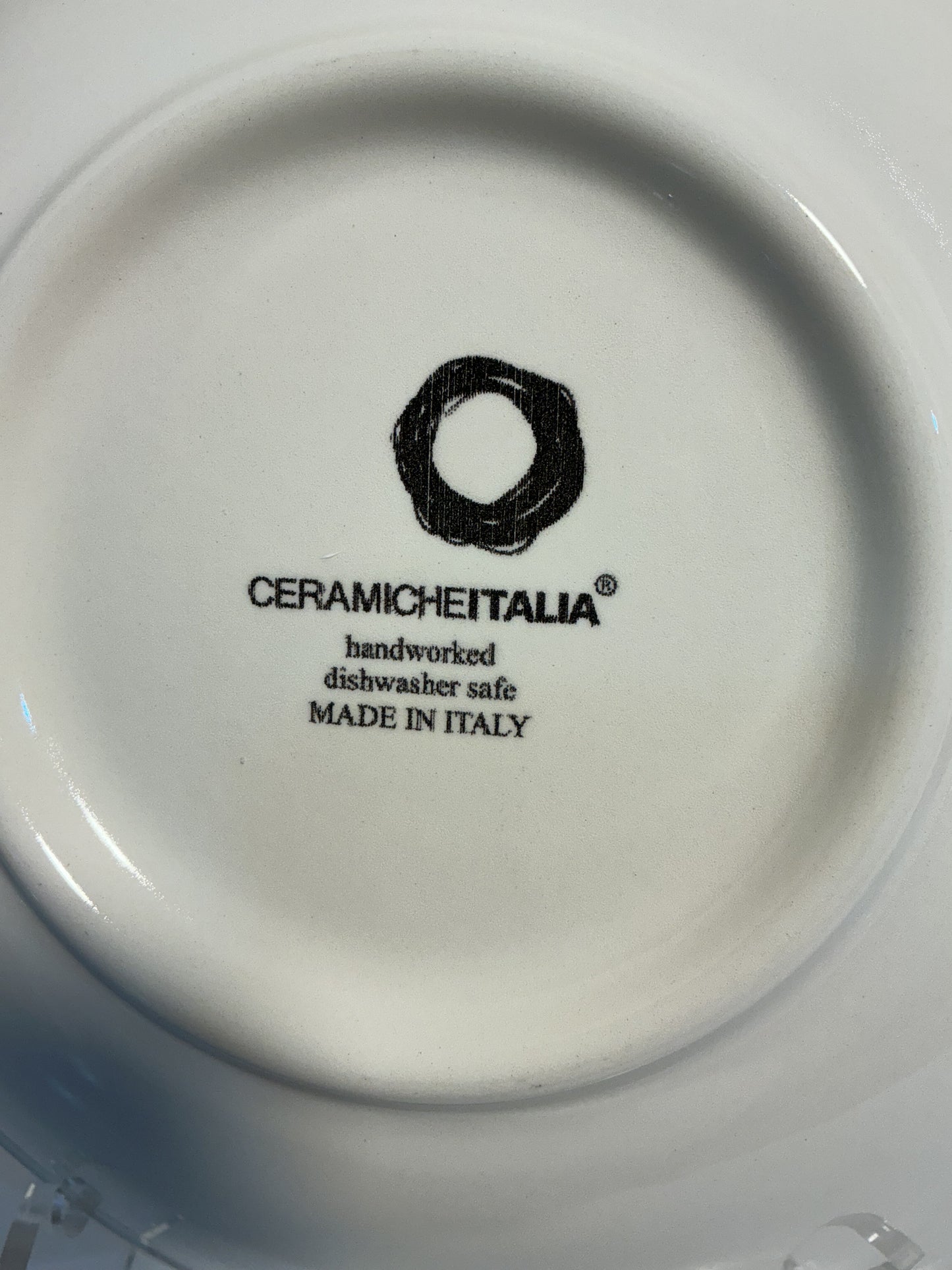 Ceramiche Hand Painted Set of 4 , including a 12”, 10” Plates and 2 bowls 8” and 6”.Made in Italy