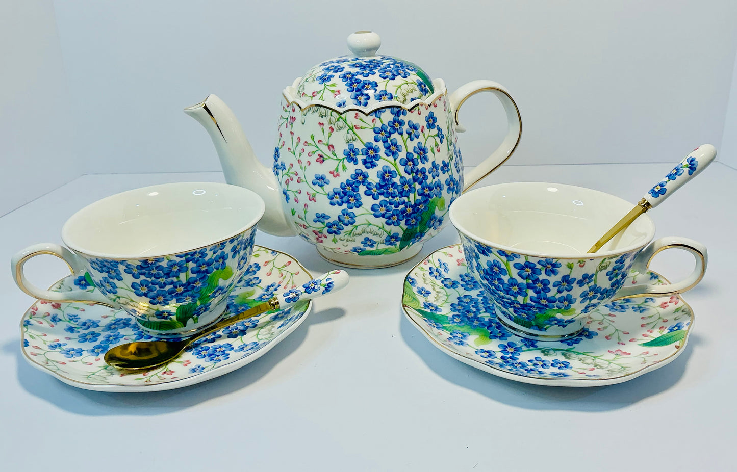 Grace’s Teaware Fine Porcelain 7 pcs Set Blue,Pink Floral
