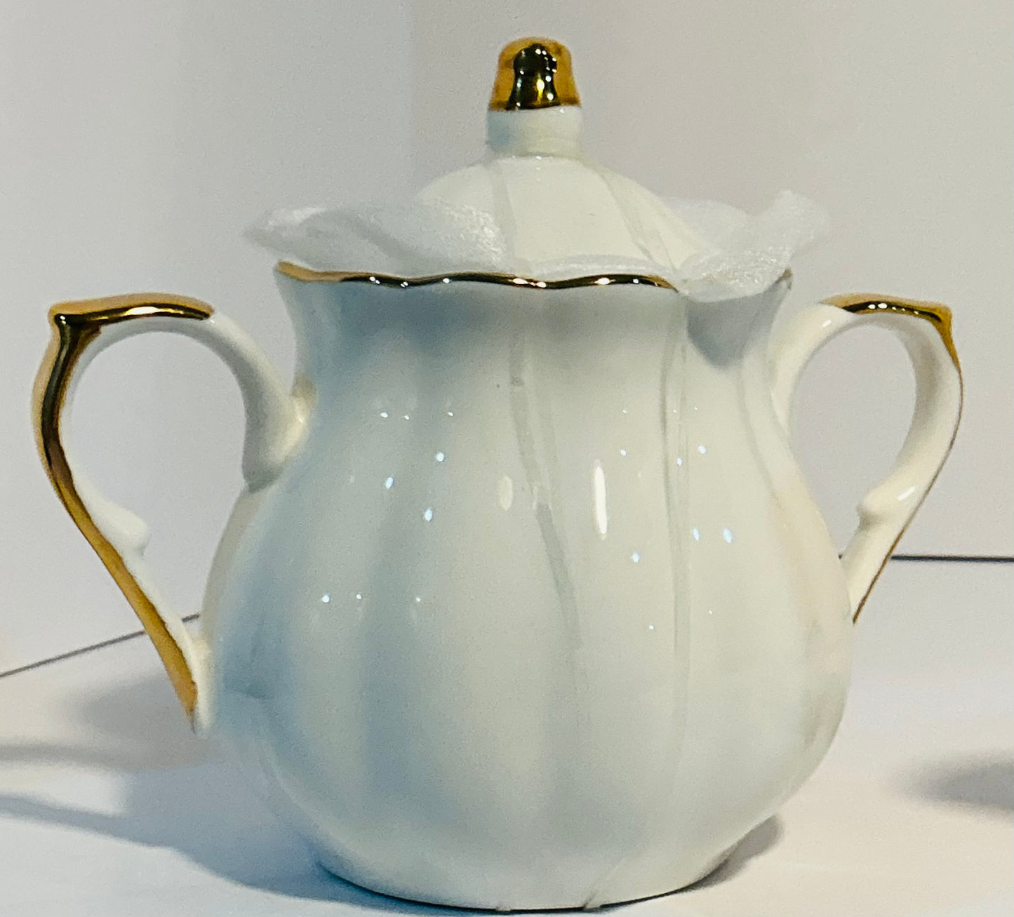 Grace’s Teaware Set of 2 Fine Porcelain Tea/Coffee cups & Saucers w/ creamer & sugar bowl
