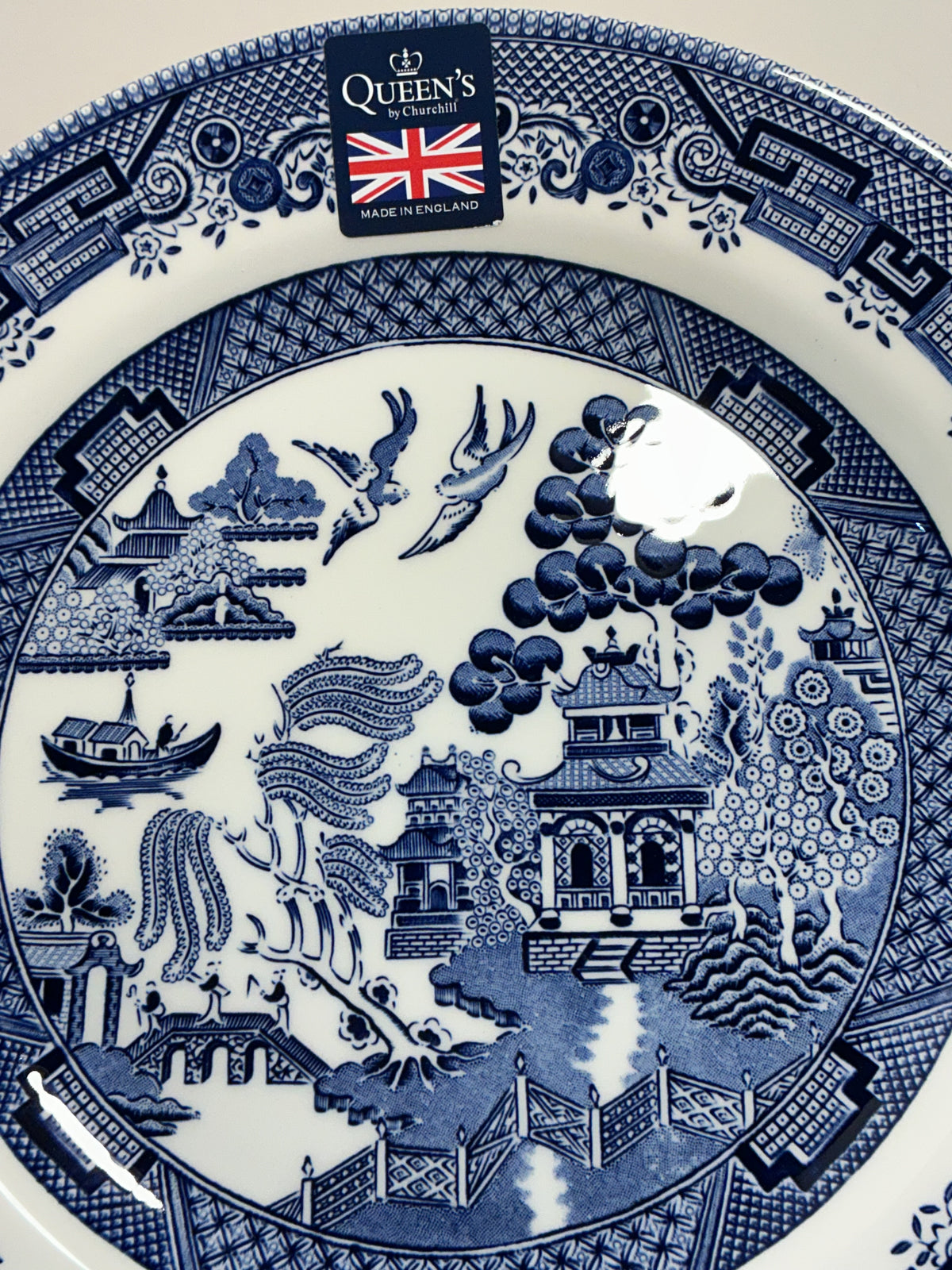 Queen’s by Churchill Blue Willow Pattern Dinner plate 10.5” Made in England