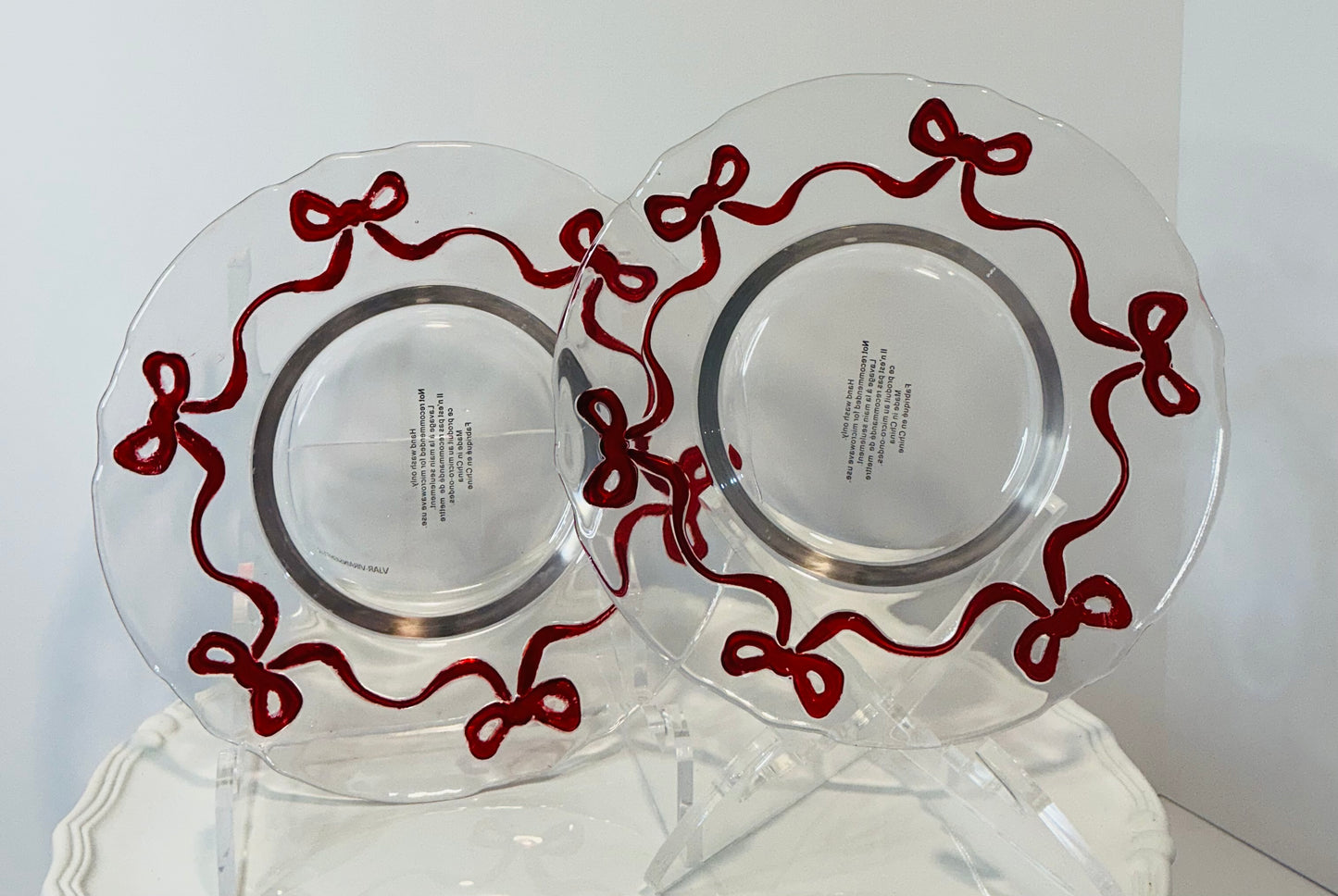 Set of 2 Coquette Red Bow Border Salad/Dessert Glass Plates 7.5”