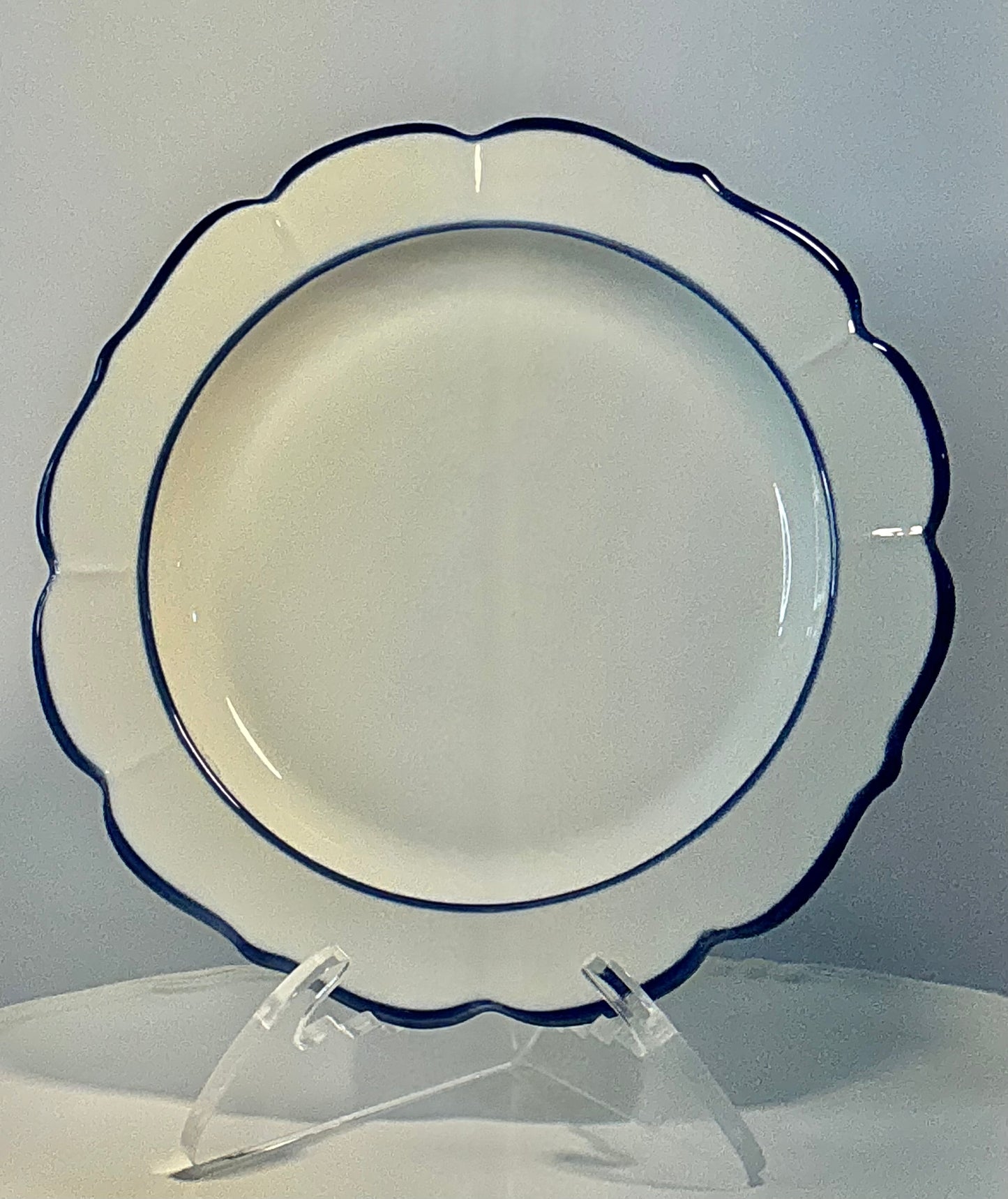 Grace’s Teaware Blue and White Scalloped Fine Porcelain Salad /Dessert Plate 8”