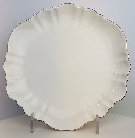 Grace Teaware White Scalloped Dinner Plate with Gold Trim 10.5” Porcelain New