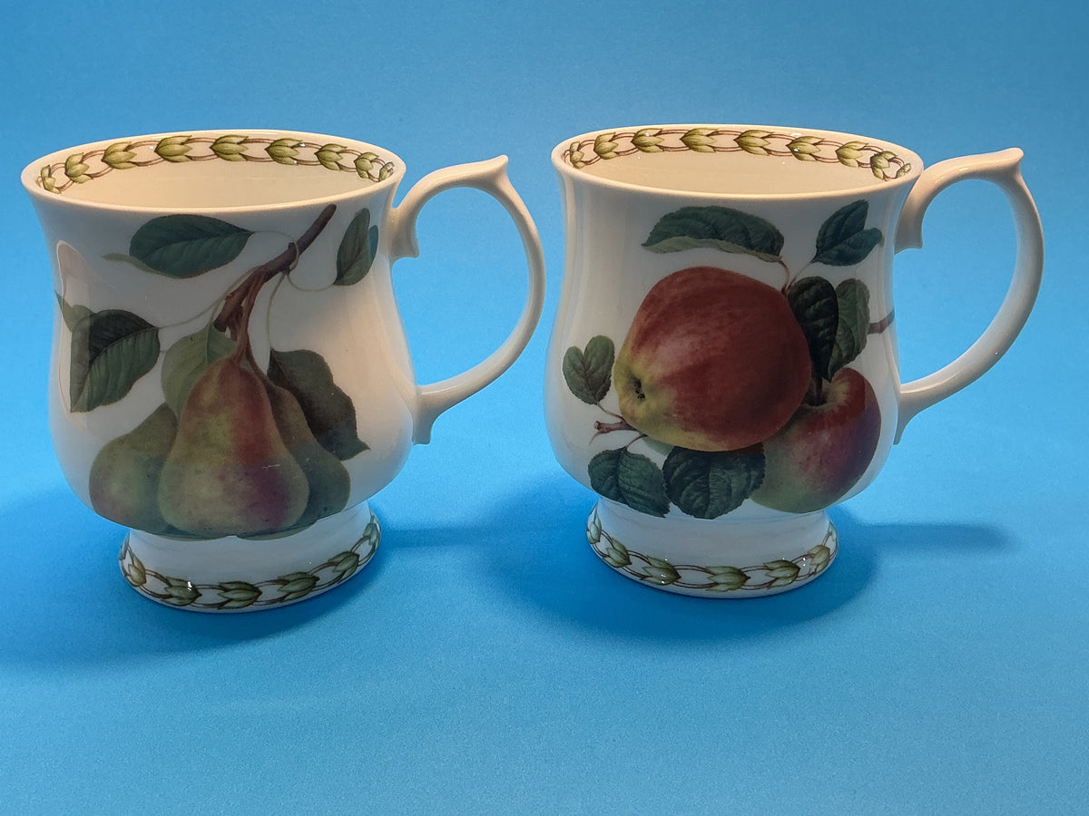 Queen’s vintage fine bone china hookers fruit set of 2 Mugs pear/apple