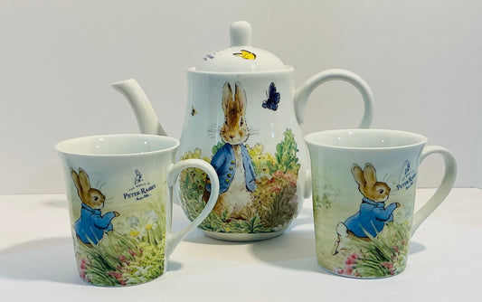 Beatrix Potter Peter Rabbit Set of 2 Mugs and Coffee/Teapot for Easter Celebration