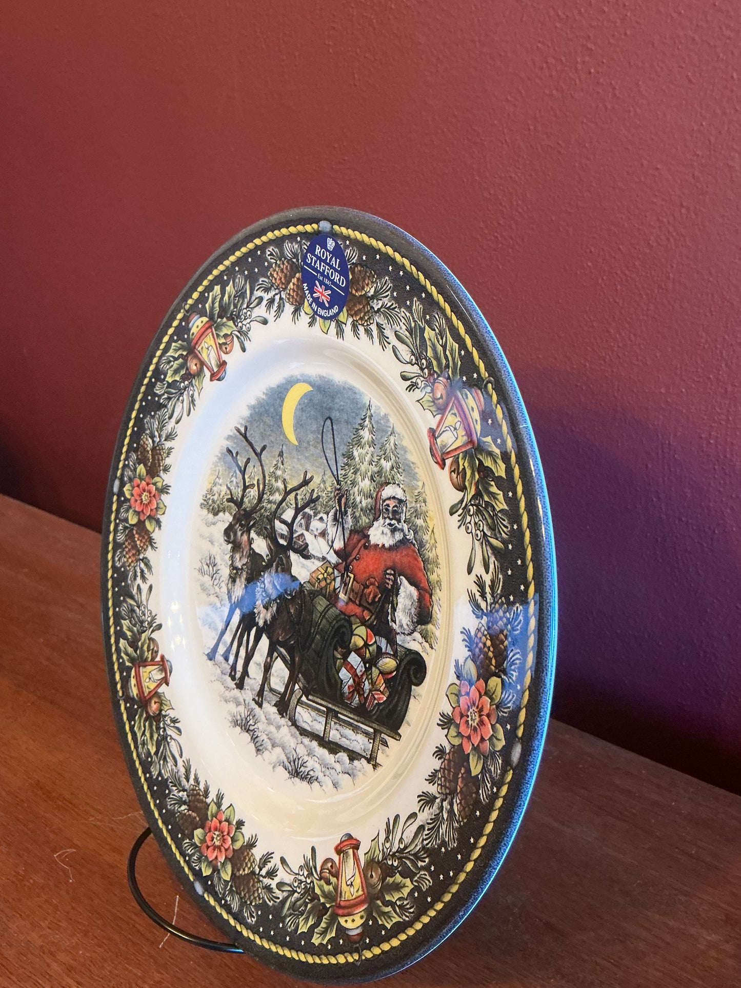 Royal Stanford Santa’s Sleigh Dinner Plate 11”