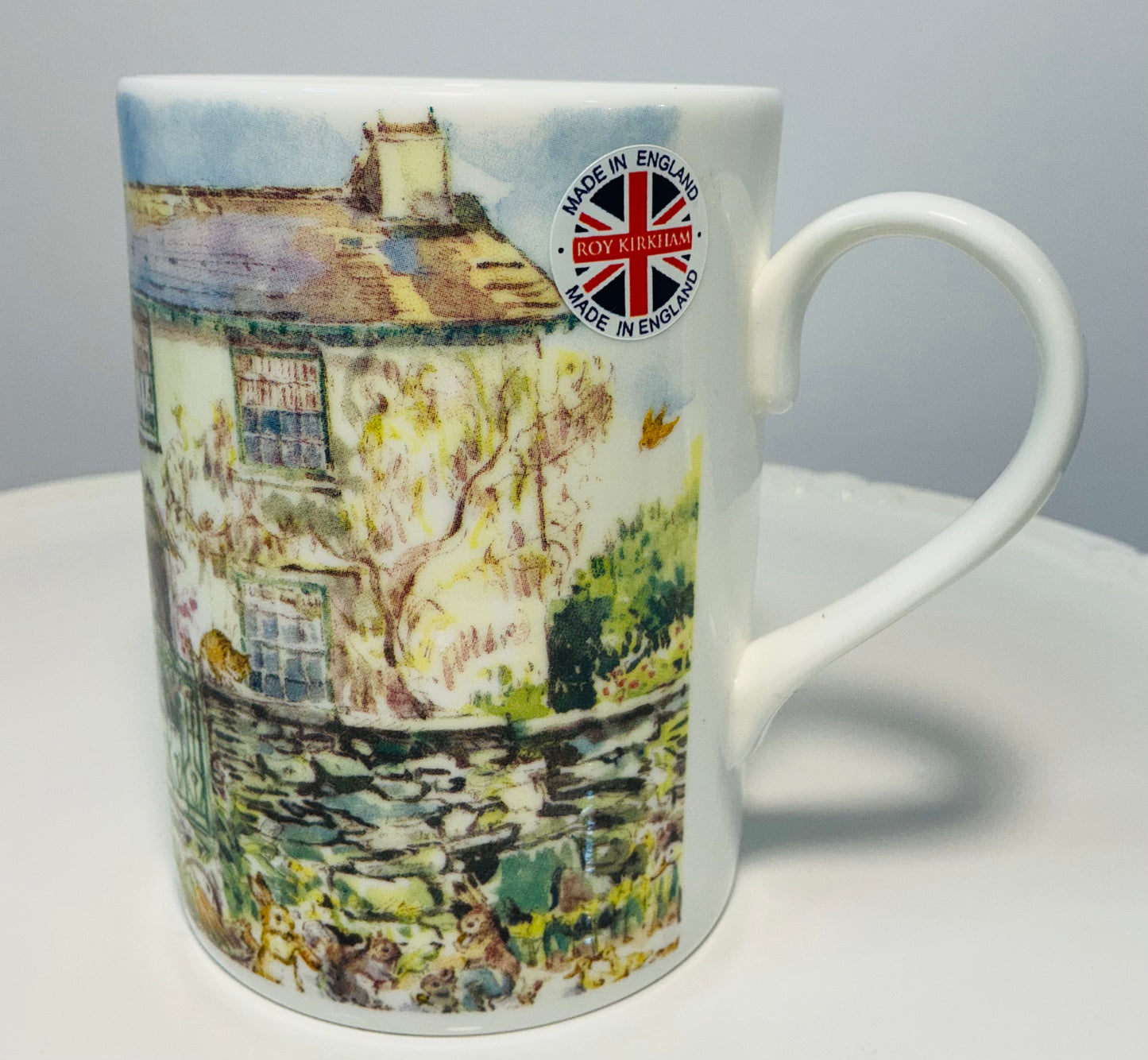 National Trust Exclusive China Set of 4 Different Themed Fine Bone China Mugs, Made in England
