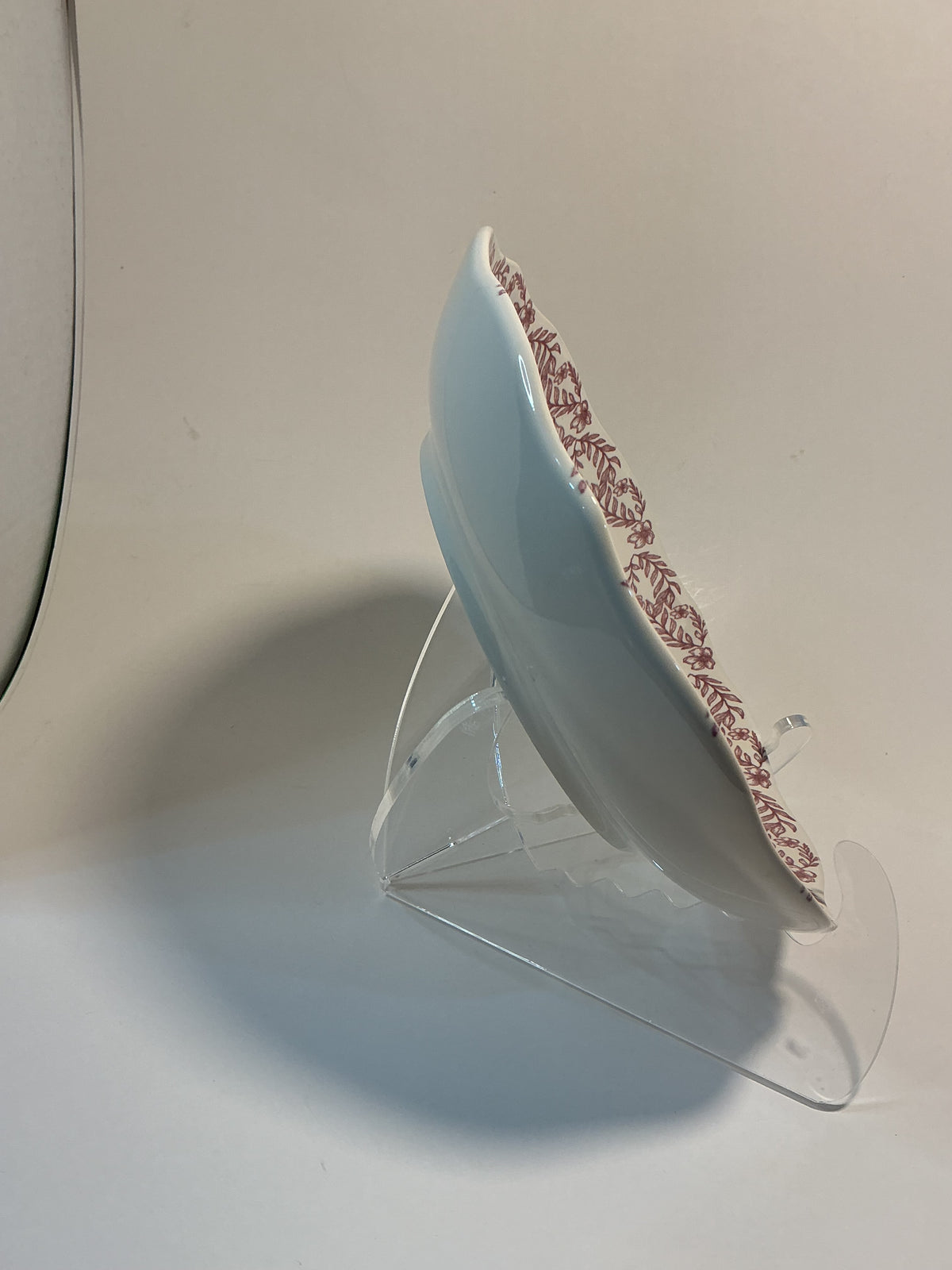 Matceramica Portugal Pink Dinner Bowl 8 7/8” and 1 3/4”
