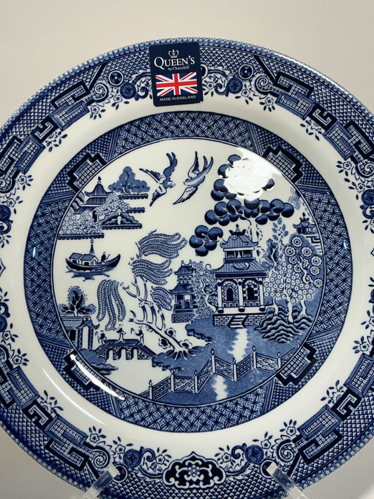 Queen’s by Churchill Blue Willow Pattern Dinner plate 10.5” Made in England