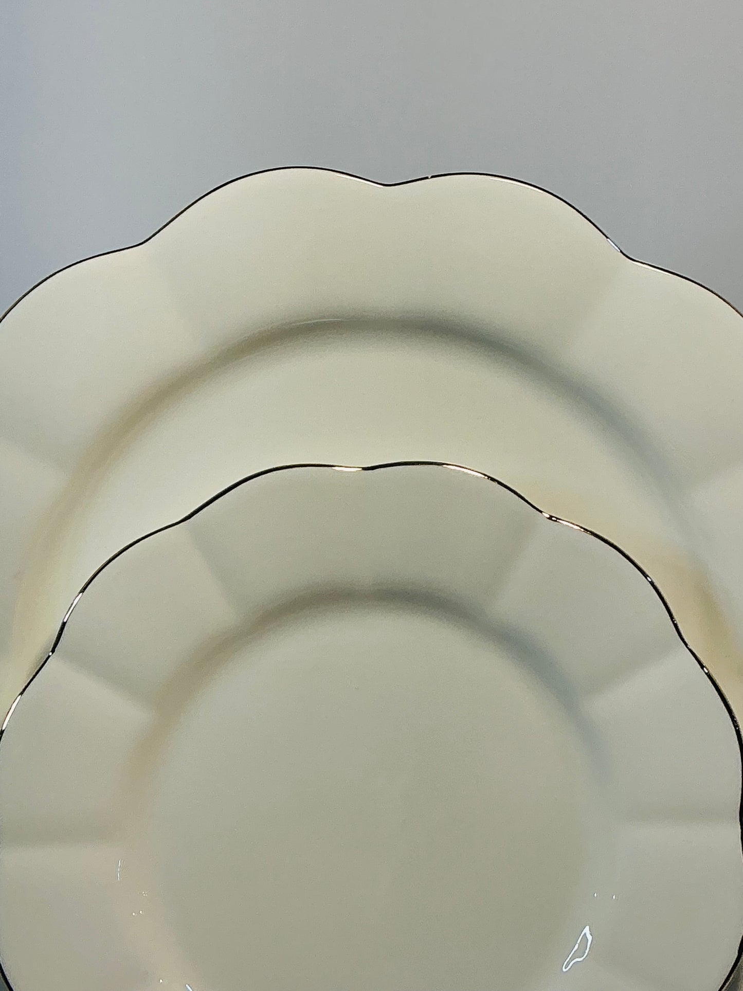 Grace’s Teaware White Gold Scallop Porcelain Set of 2 Plates ( 1 Dinner 10.5” & 1 Salad 8”)