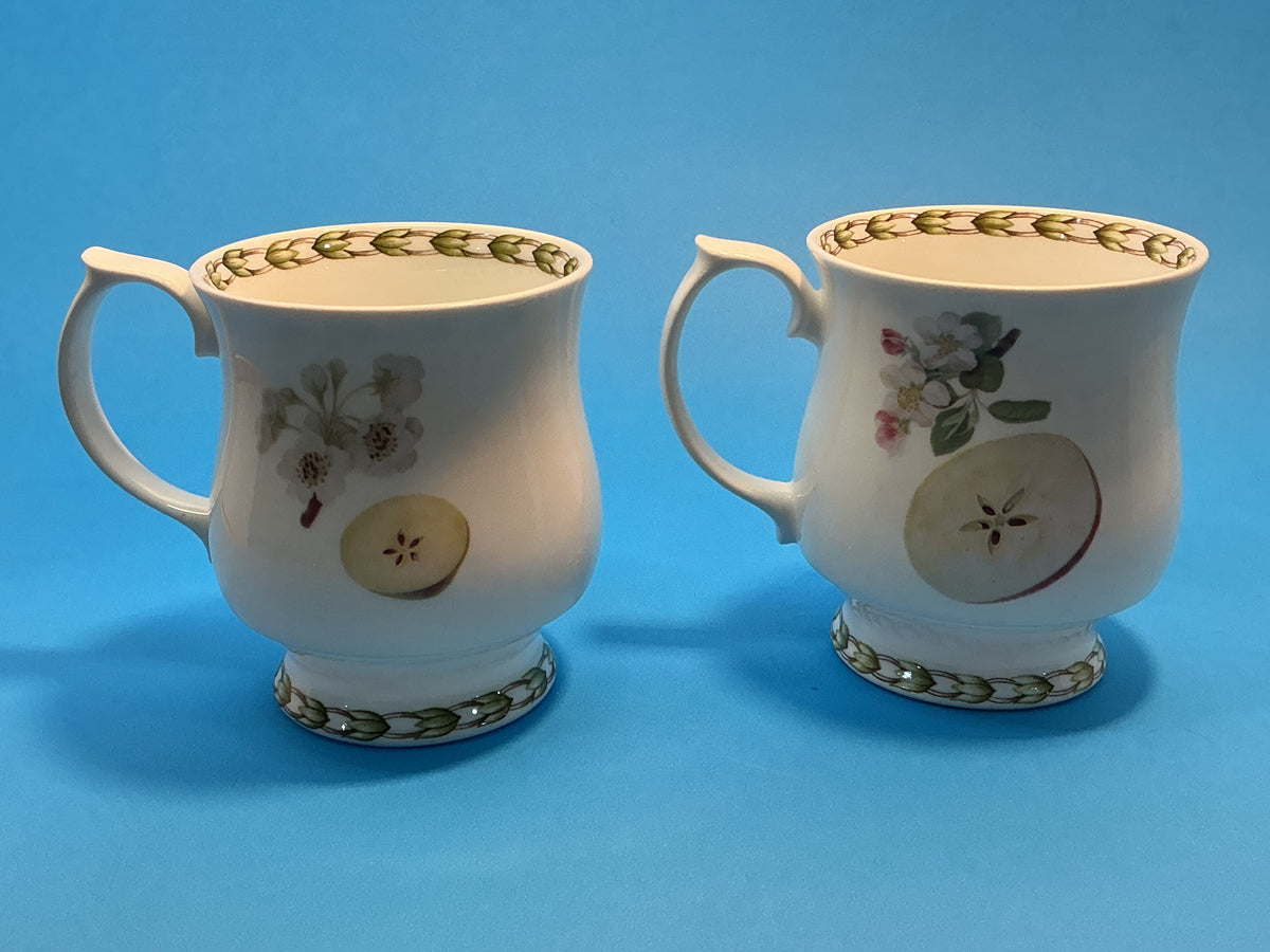 Queen’s vintage fine bone china hookers fruit set of 2 Mugs pear/apple