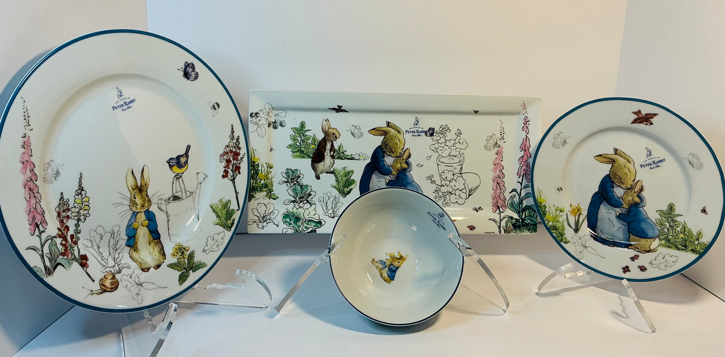 Beatrix Potter Peter Rabbit Zrike Dinnerware Set of 4 pcs.