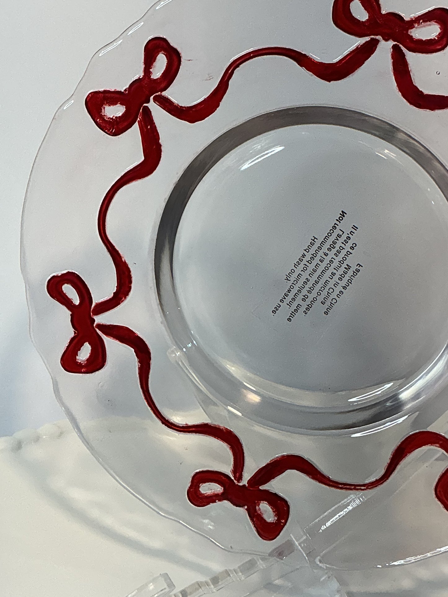 Set of 2 Coquette Red Bow Border Salad/Dessert Glass Plates 7.5”
