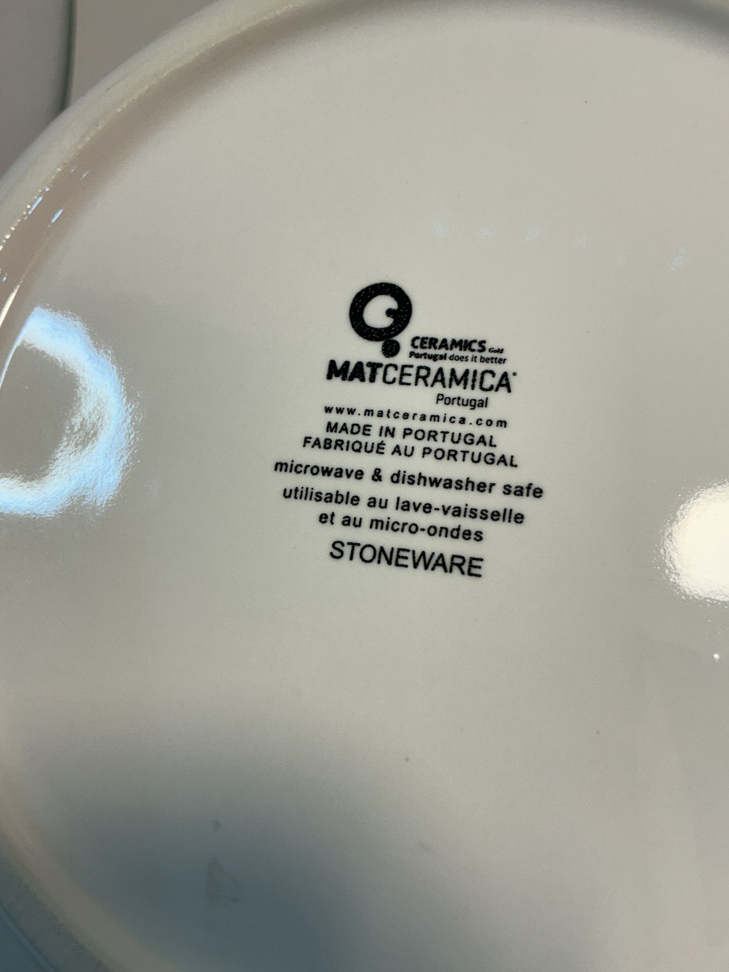 Matceramica Portugal Pink Dinner Bowl 8 7/8” and 1 3/4”