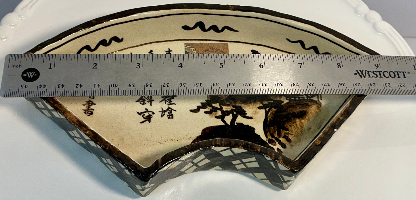 Vintage Japanese Kenzan-Ware Fan-Shaped Dish- Signed Ogata Kenzan Style, hand painted “Kenya”style mark on the base a tribute to the legendary 18th century master ogata kenzan. Traditional Kyoto-ware(kyo-yaki) characterized by its creamy crackle glaze han