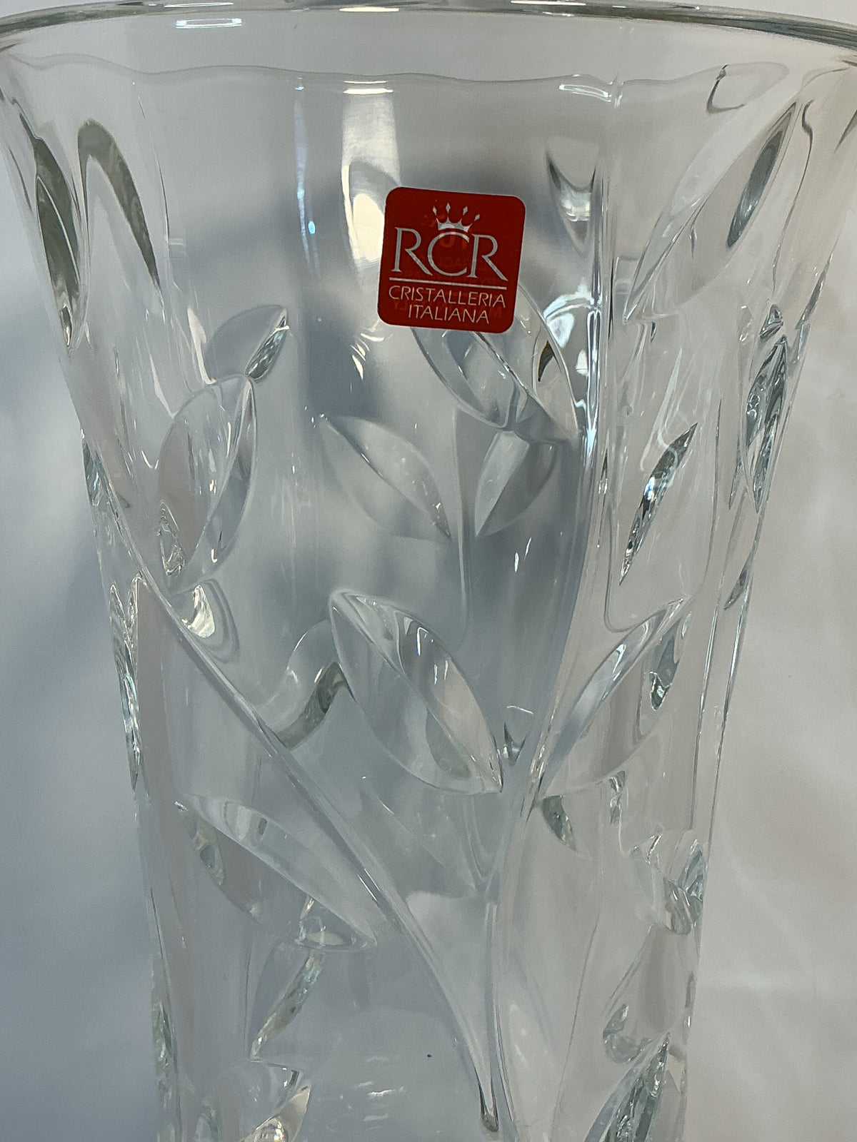 RCR Royal Crystal Rock Laurus Vintage Vase-11” Cut Crystal Floral Leaf Design,Made in Italy