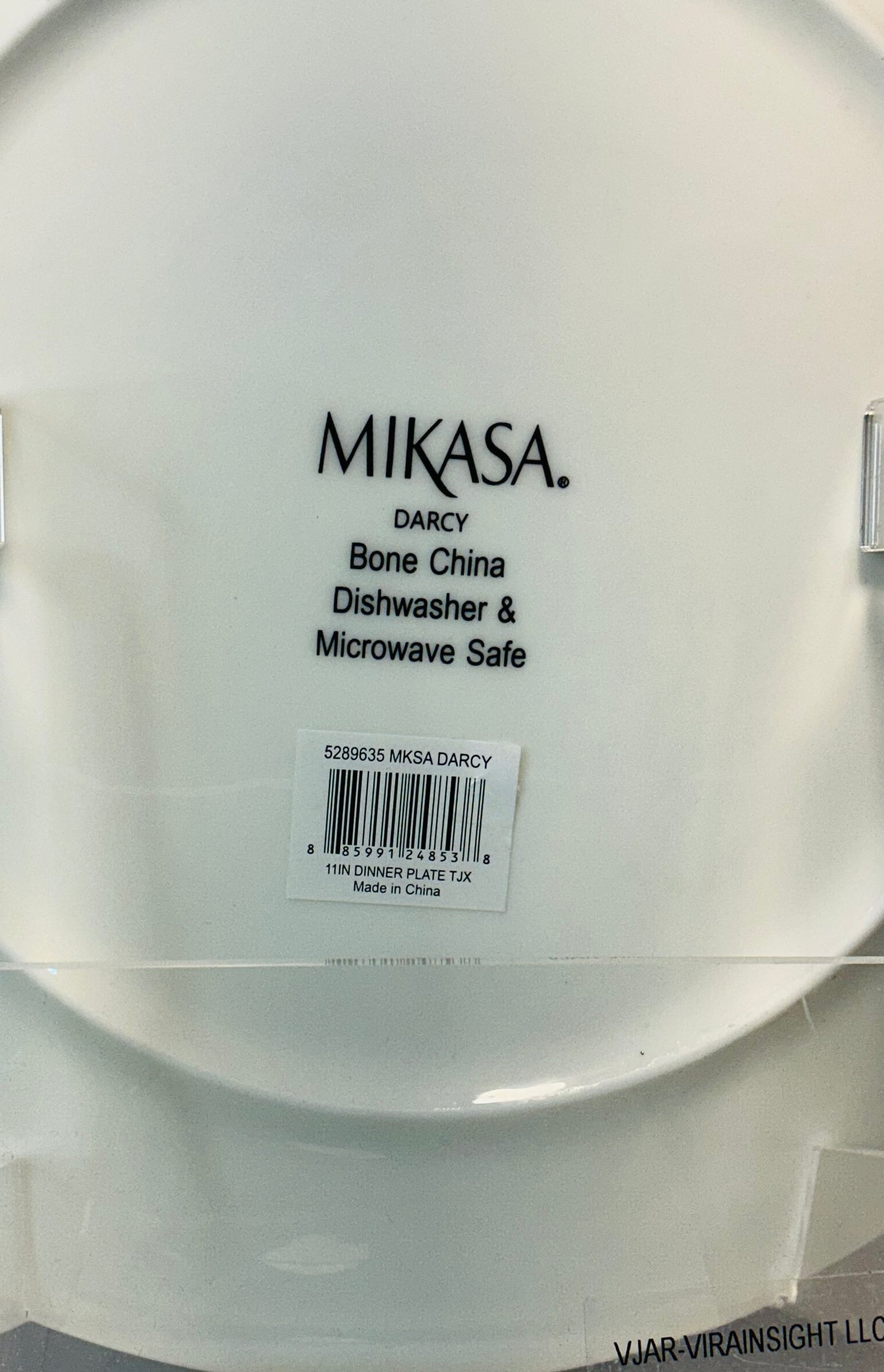 Mikasa DARCY 11” Dinner Plate adorned with a vivid blue floral pattern, crafted of Bone China