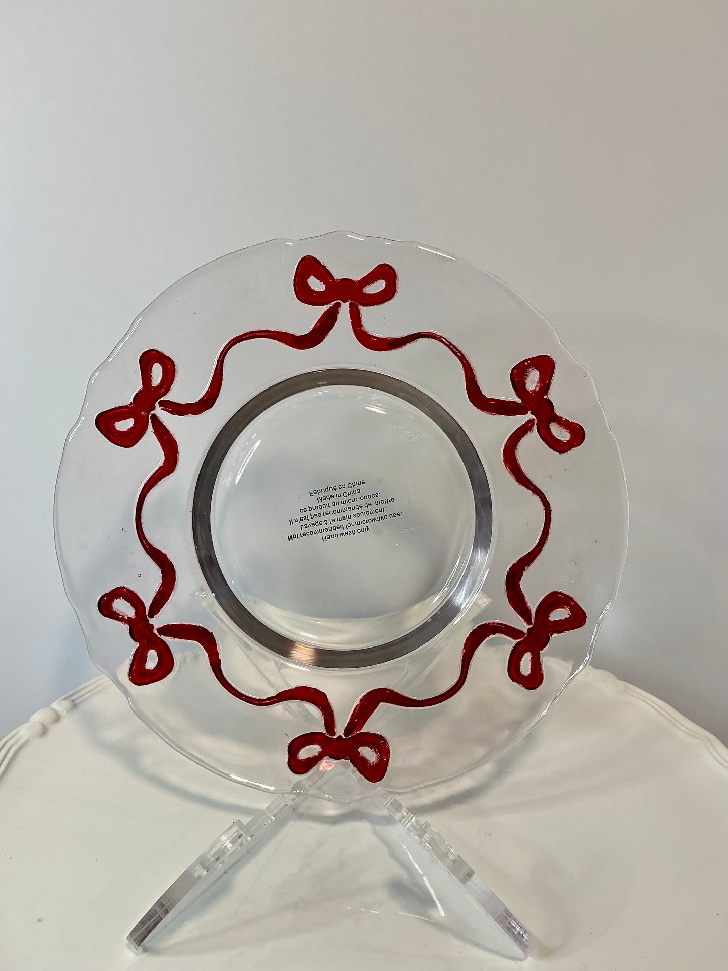 Set of 2 Coquette Red Bow Border Salad/Dessert Glass Plates 7.5”