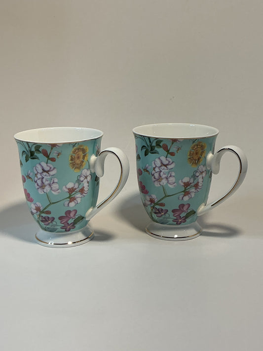 Grace’s Teaware Set of 2 coffee mugs with a blue&floral design