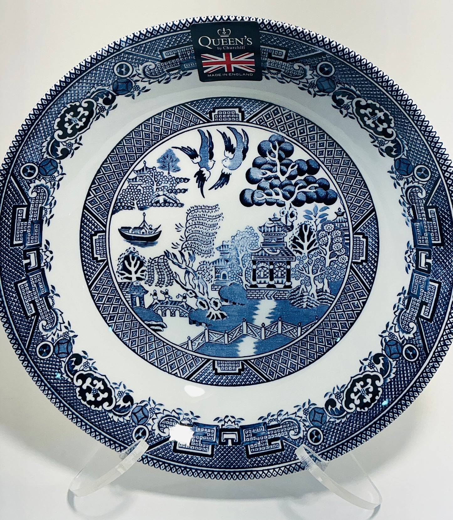 Queen’s by Churchill Blue Willow Pattern 9” Bowl. Made in England