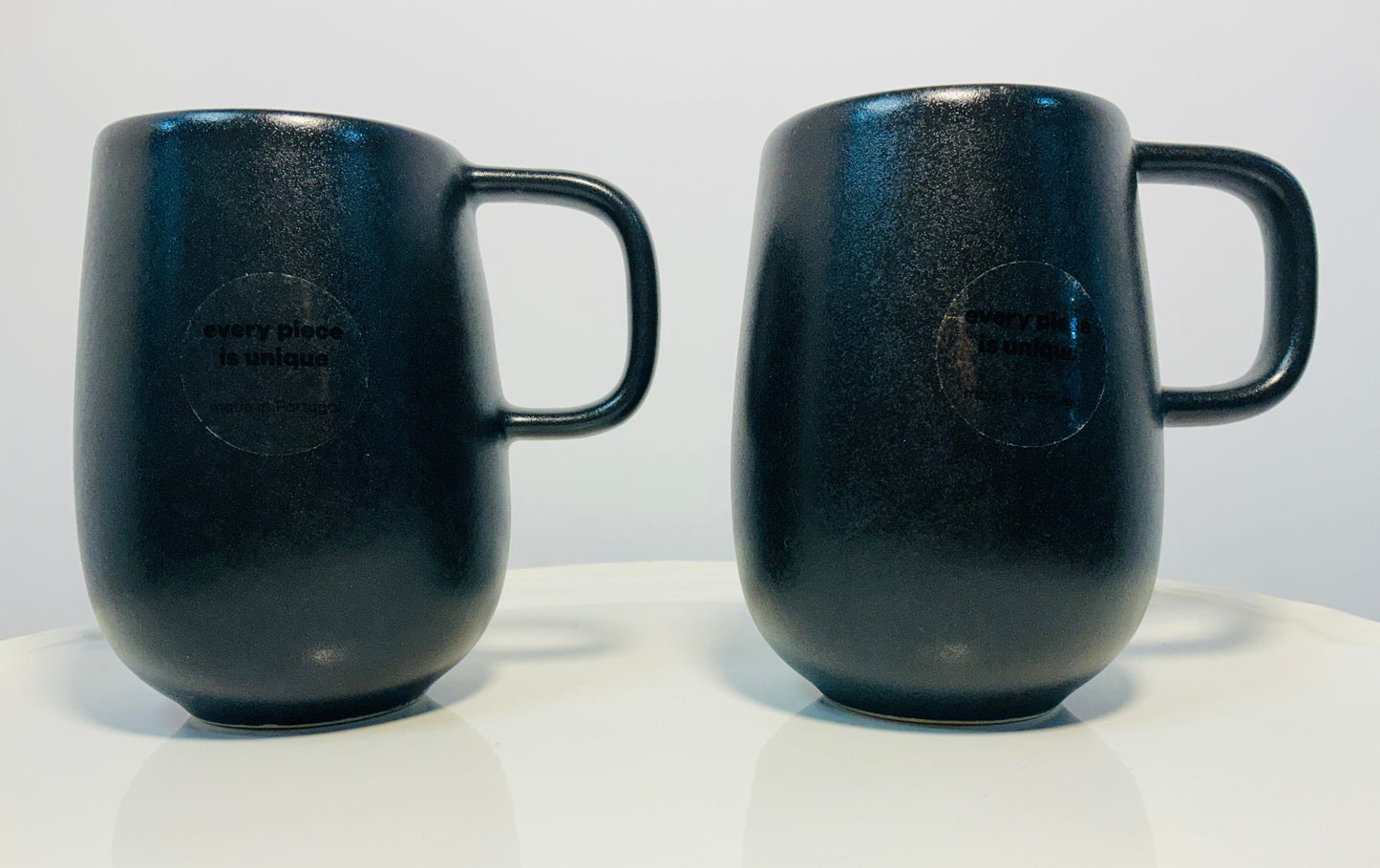 Mesa Ceramics Set of 2 mugs from the Brilliant line characterized by unique finish 8oz