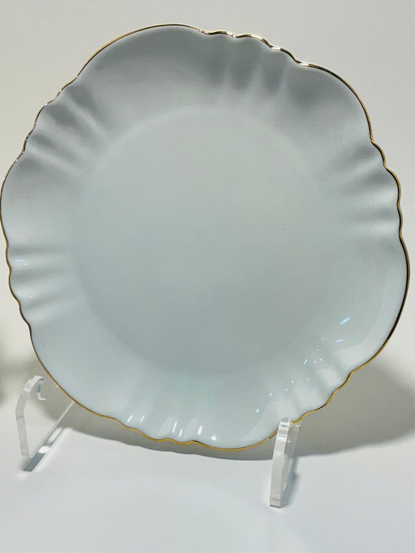 Grace’s Teaware set of 2 Gold Scallops Fine Porcelain 7.5” Salad Plates