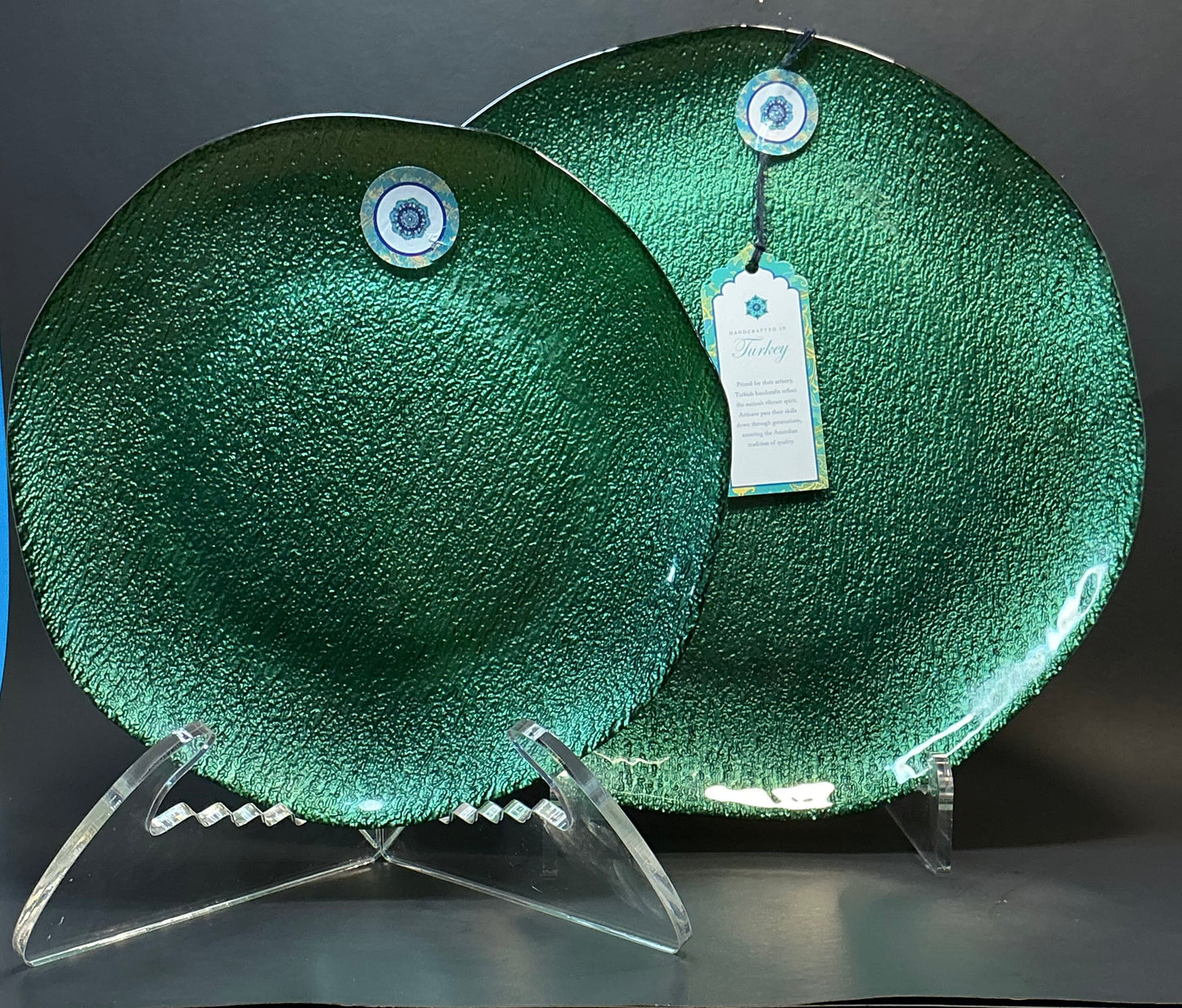 Akcam set of a dinner plate and a salad plate shiny handcrafted in Turkey