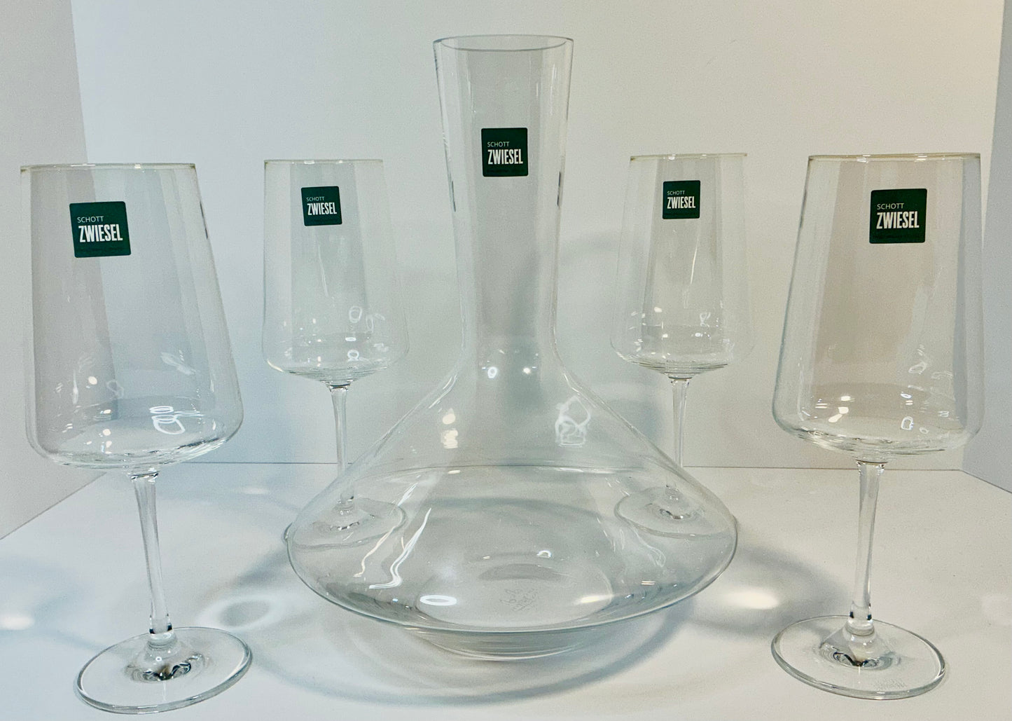 Scott Zwiesel Pure/Tour  5 pcs Wine Set: Decanter & 4 Tritan Crystal Glasses. Made in Germany